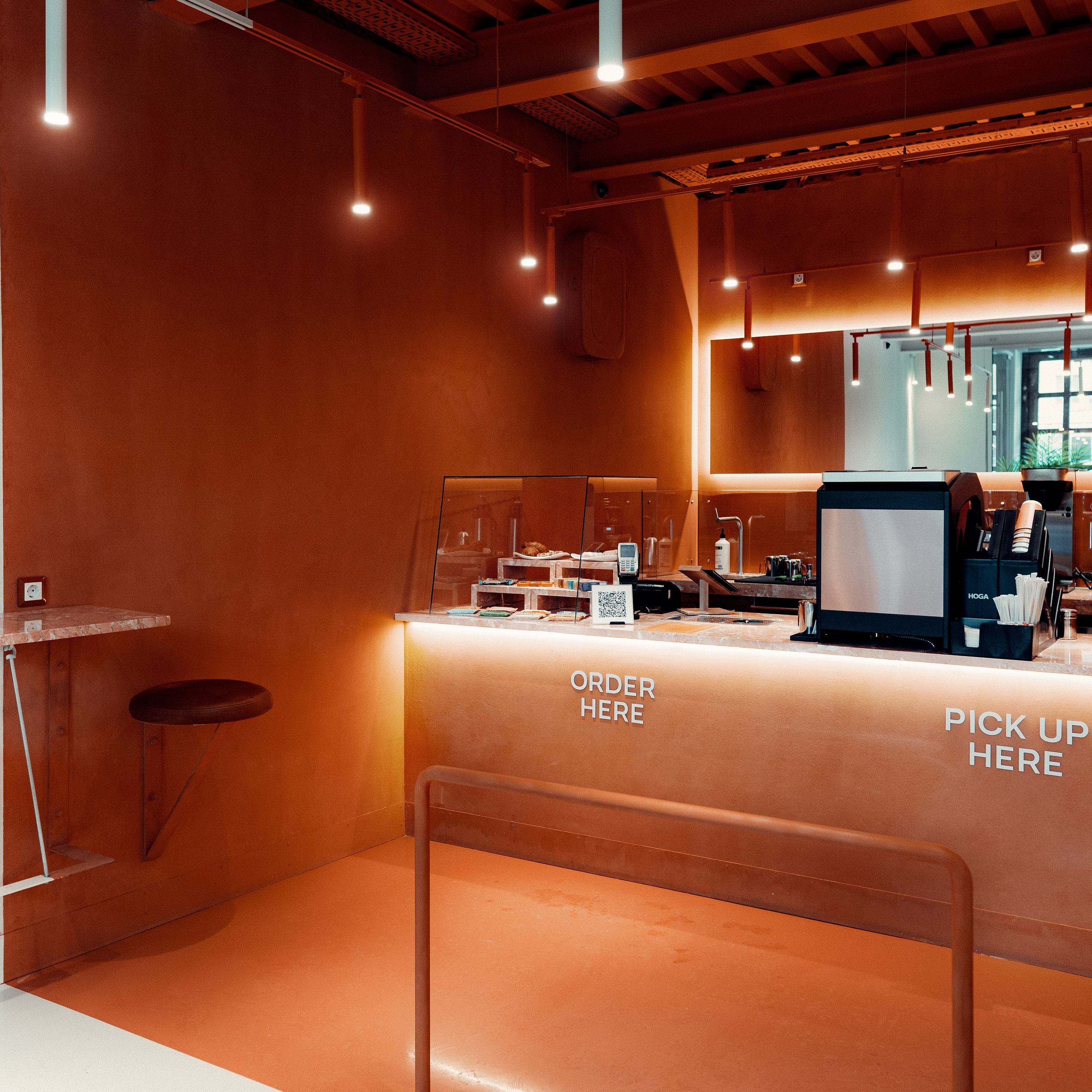 Интерьерная фотосъемка для кофейни 1,08 coffee