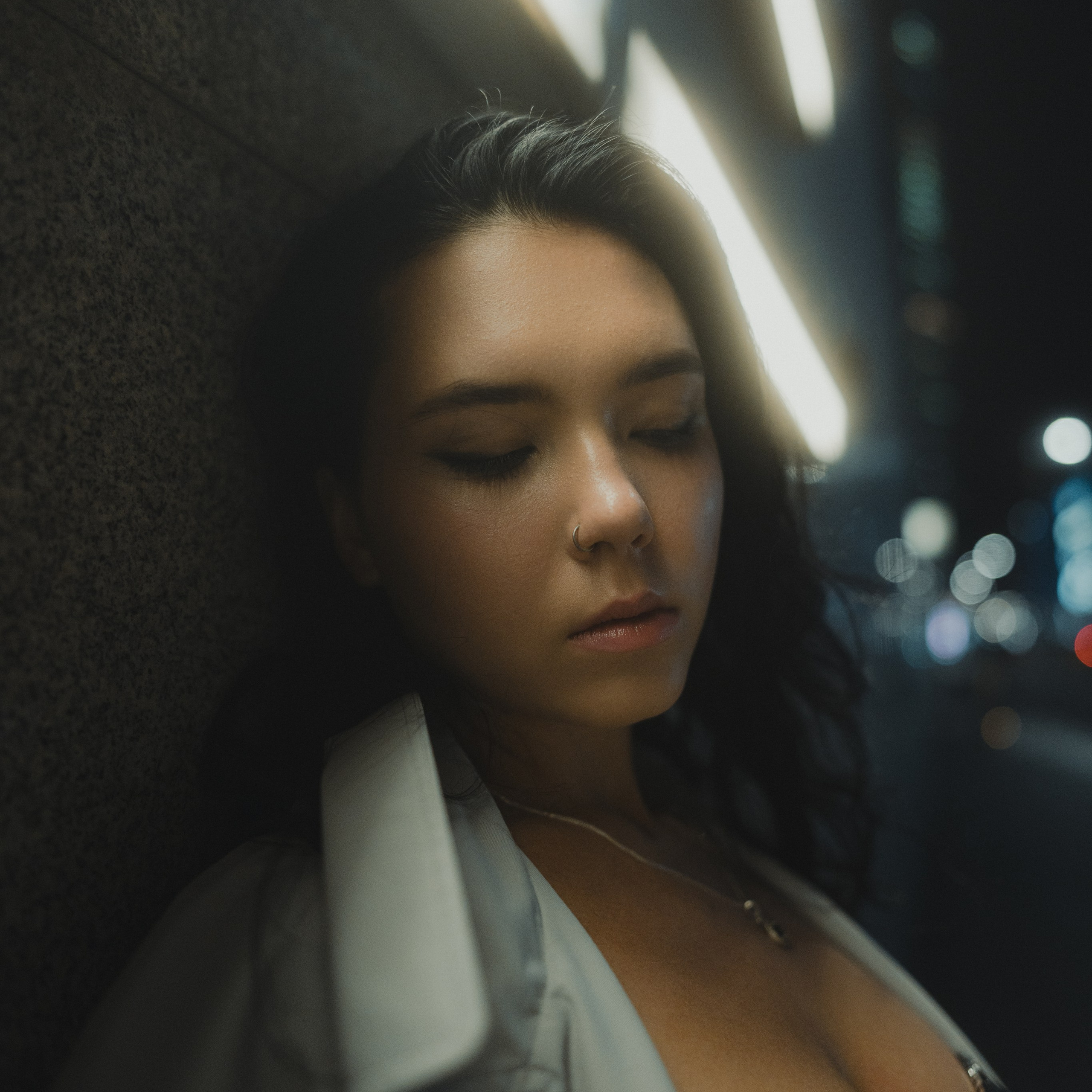 Уличная ночная фотосессия с Сабиной около Москва Сити