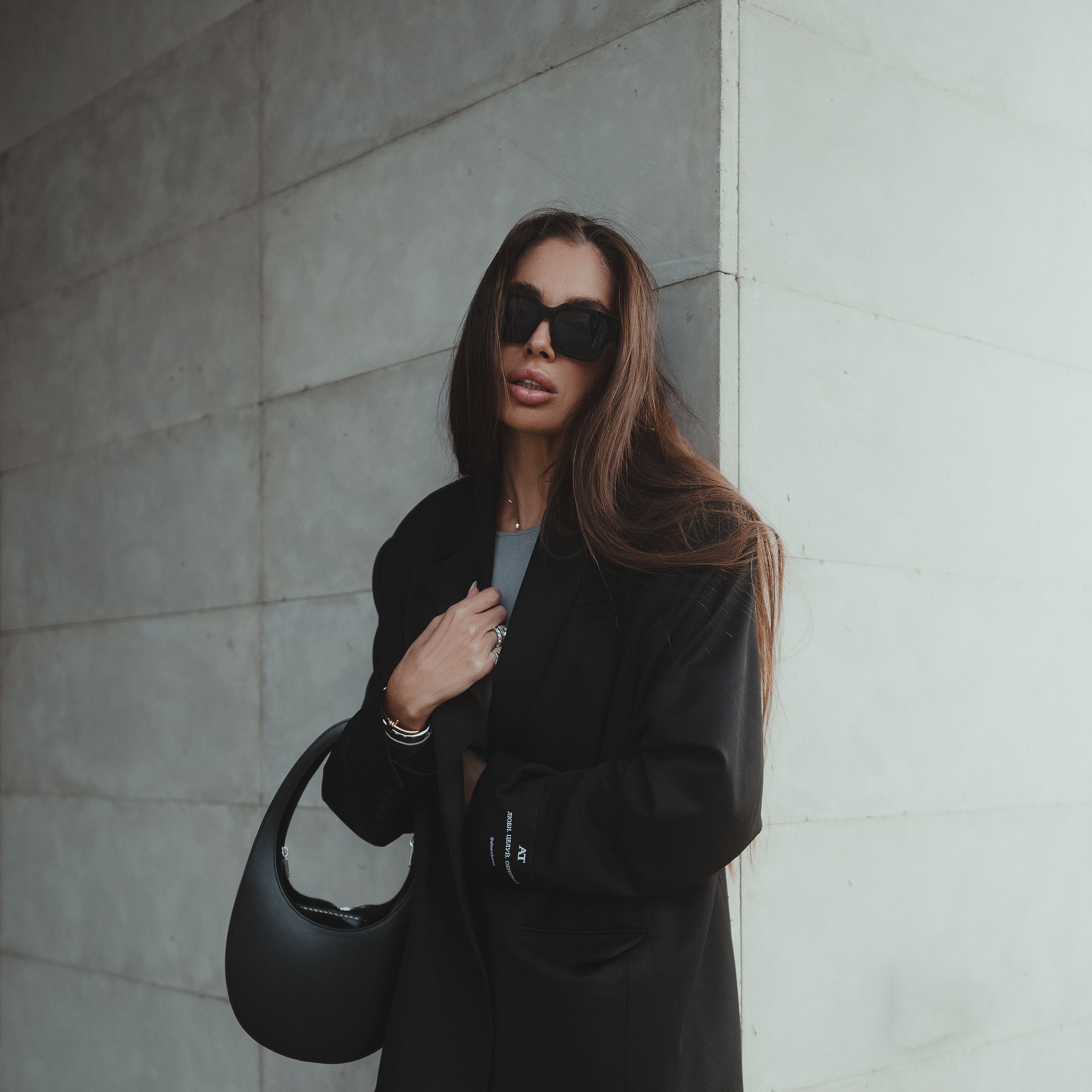 Уличная фотосессия с Алисой Тулыниной около it парка