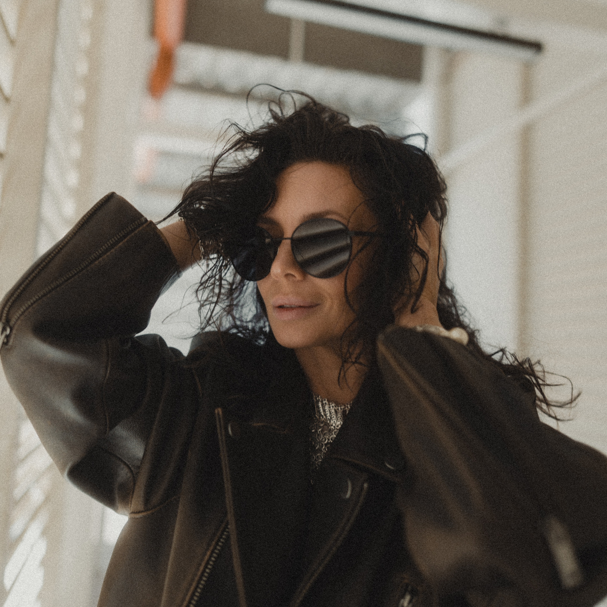 Уличная фотосессия с Настей Фаттаховой около станции метро ЗИЛ в Москве