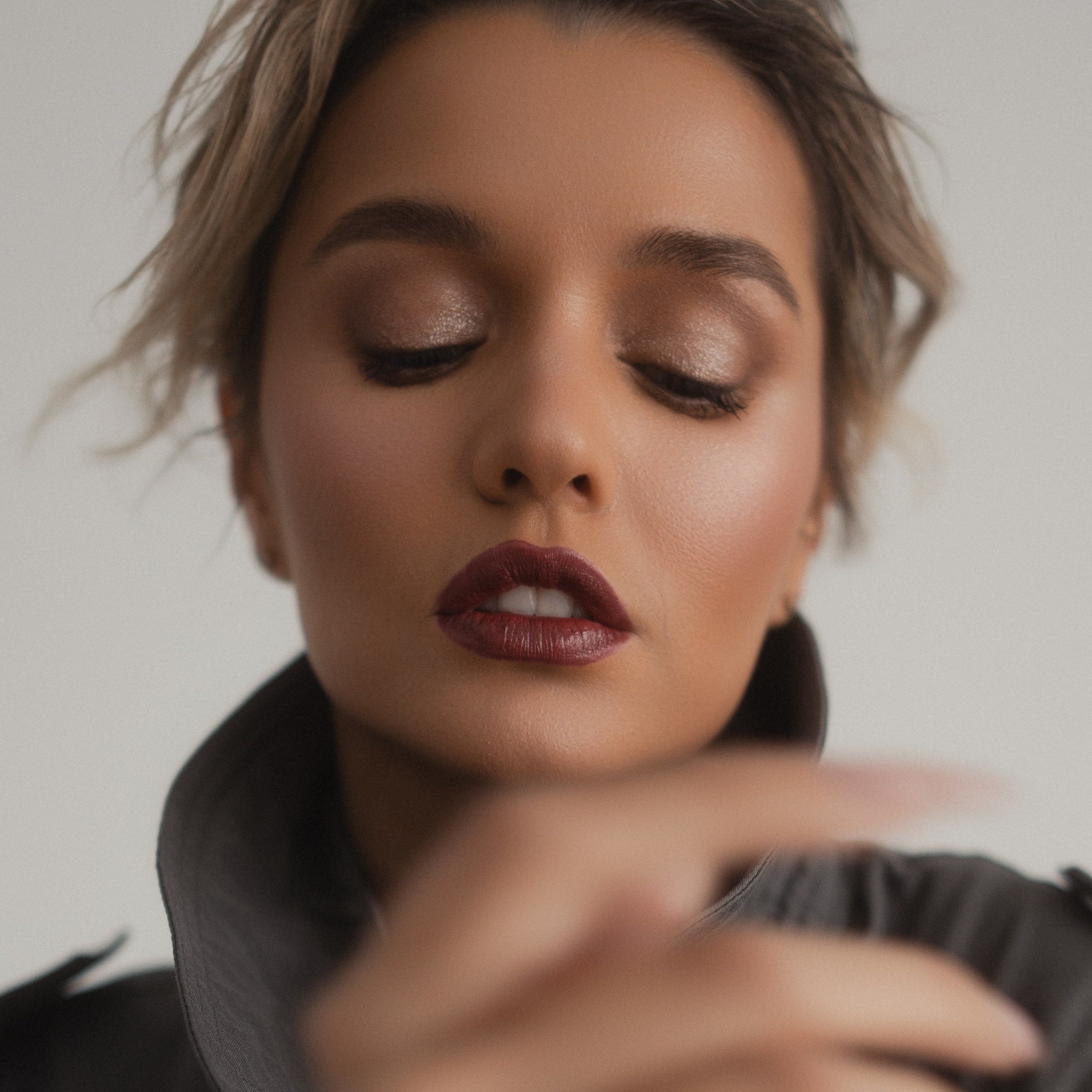 Студийная фотосессия со стилистом Селиной в Казани