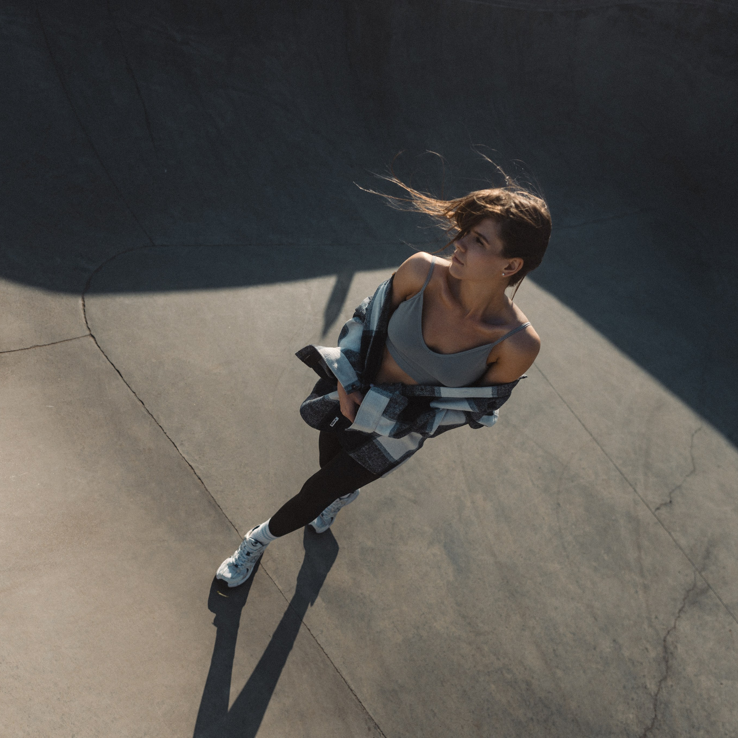 Уличная фотосессия с Дашей на территории парка Урам