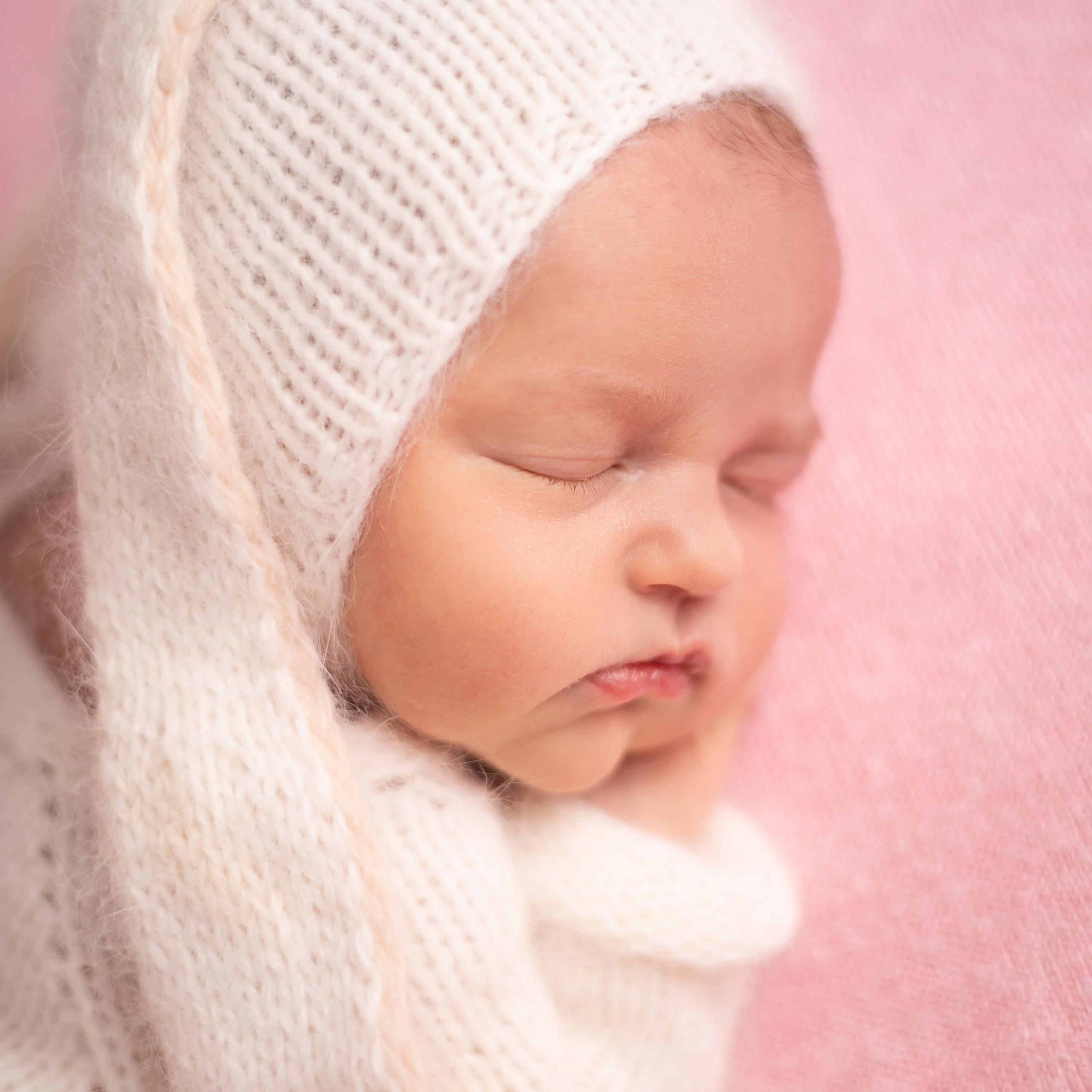 Алиса 8 дней