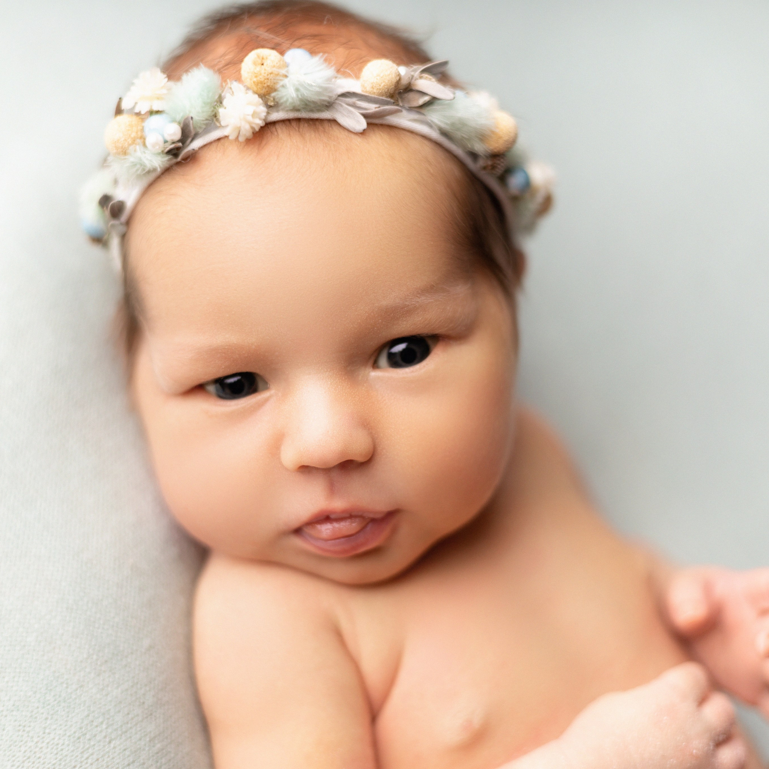 Александра 8 дней