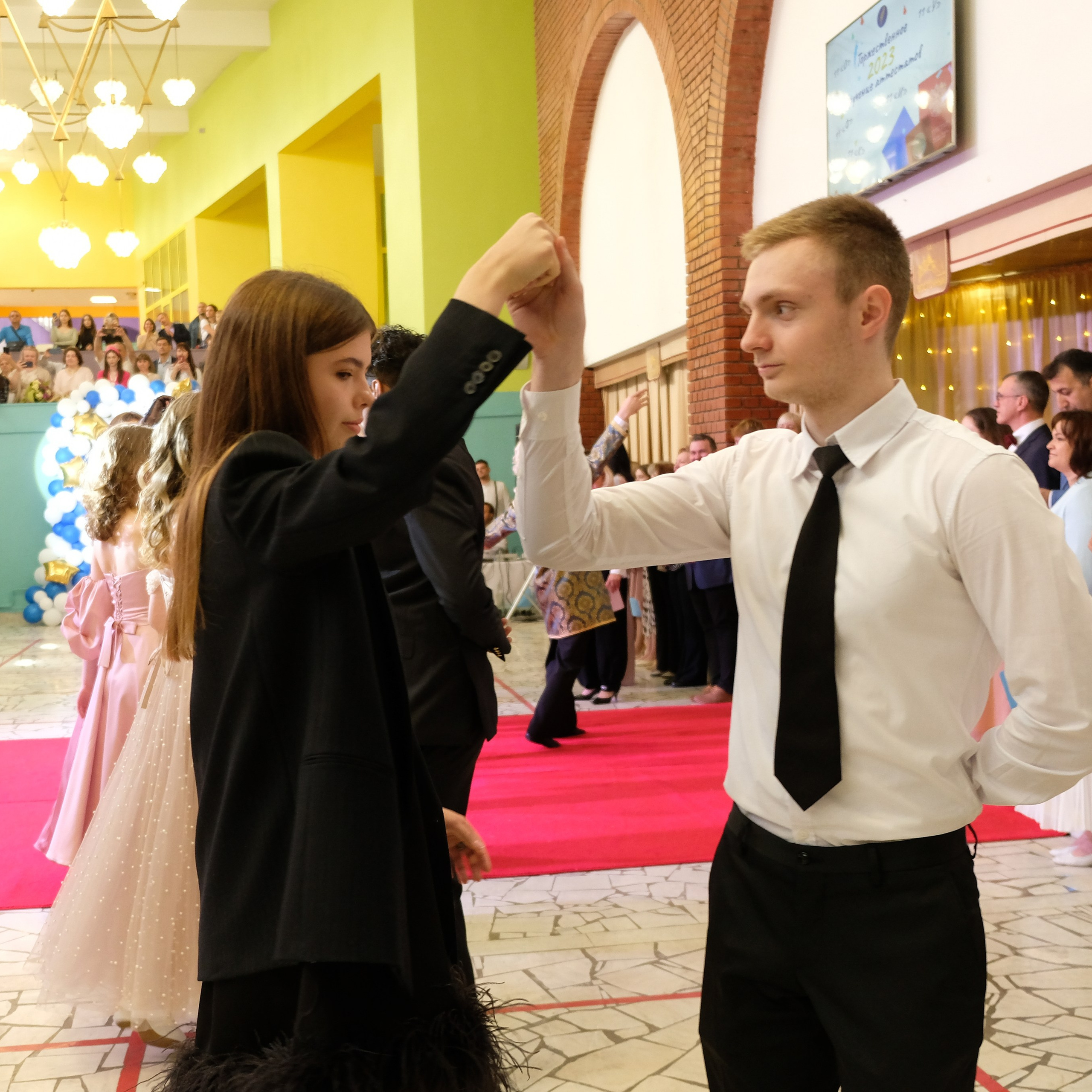 ВЫПУСКНОЙ ШКОЛА 1504. Детский, семейный и свадебный фотограф в Москве Екатерина Морозова