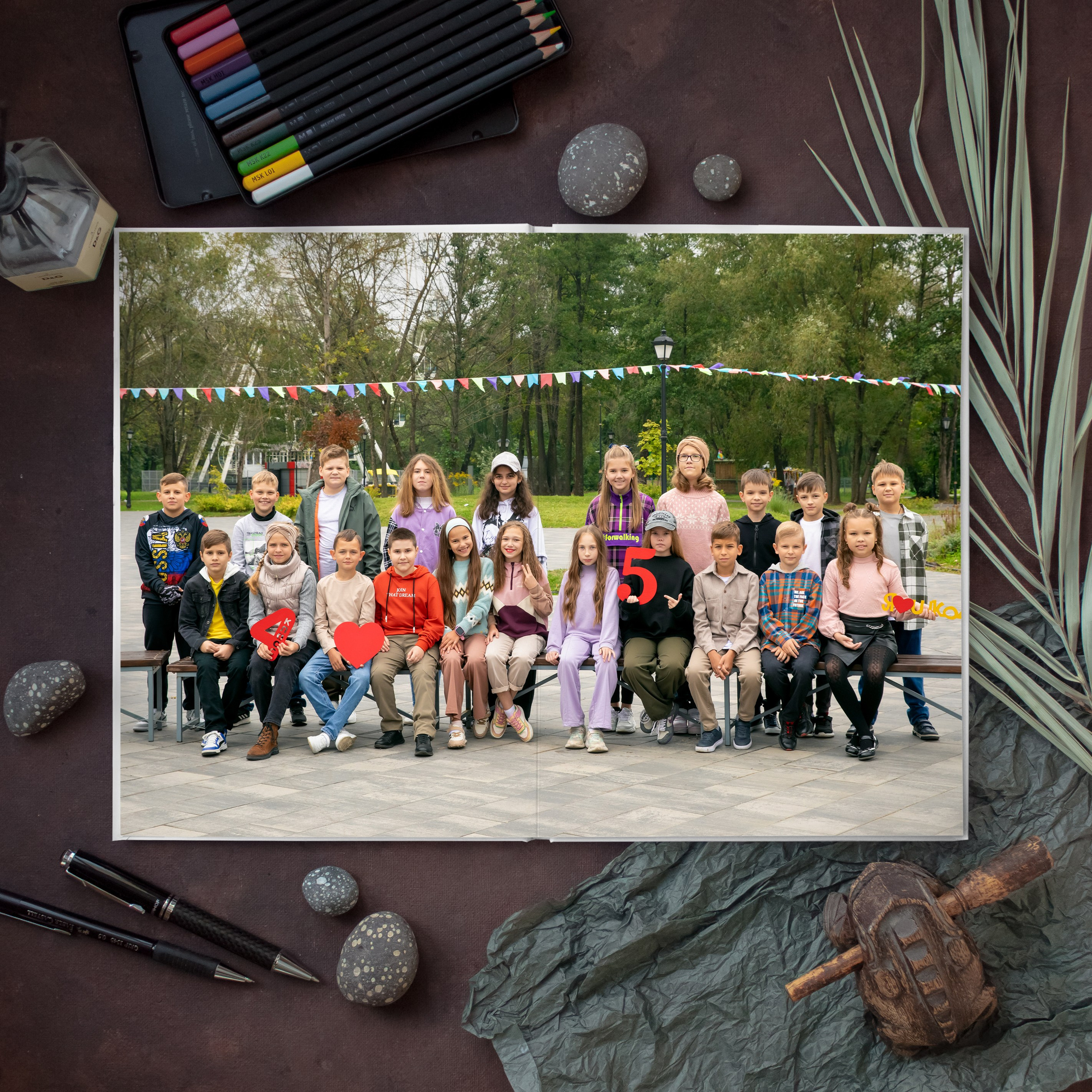 5 разворотов, две съемки, начальная школа. Выпускные альбомы Евгении Виноградовой г. Липецк