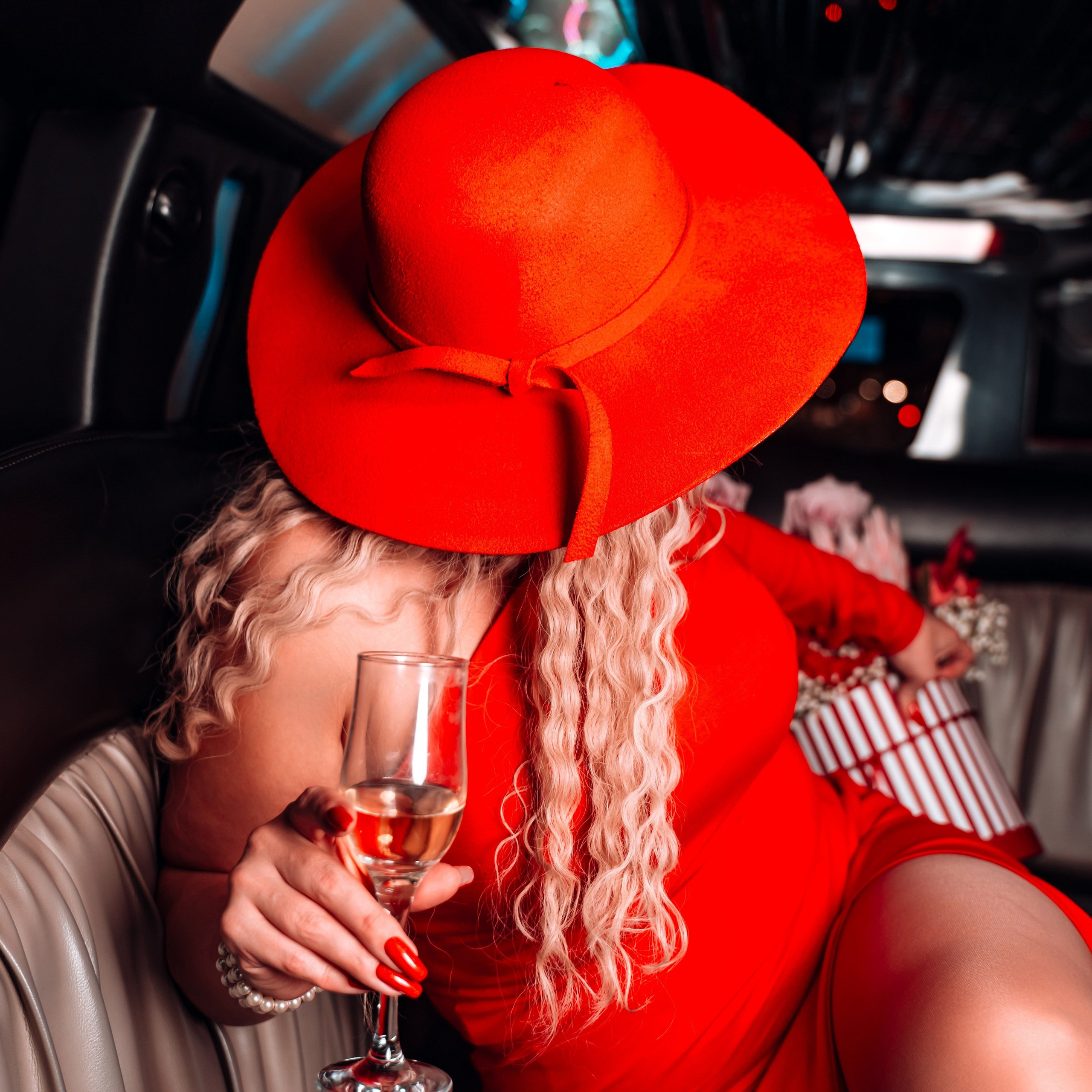 Отзывы работ Соколова Антона. Профессиональный фотограф в Казани, Антон Соколов — СВАДЬБЫ, РЕПОРТАЖ, ТУРИСТИЧЕСКИЕ СЪЁМКИ. Казань, Республика Татарстан, Москва