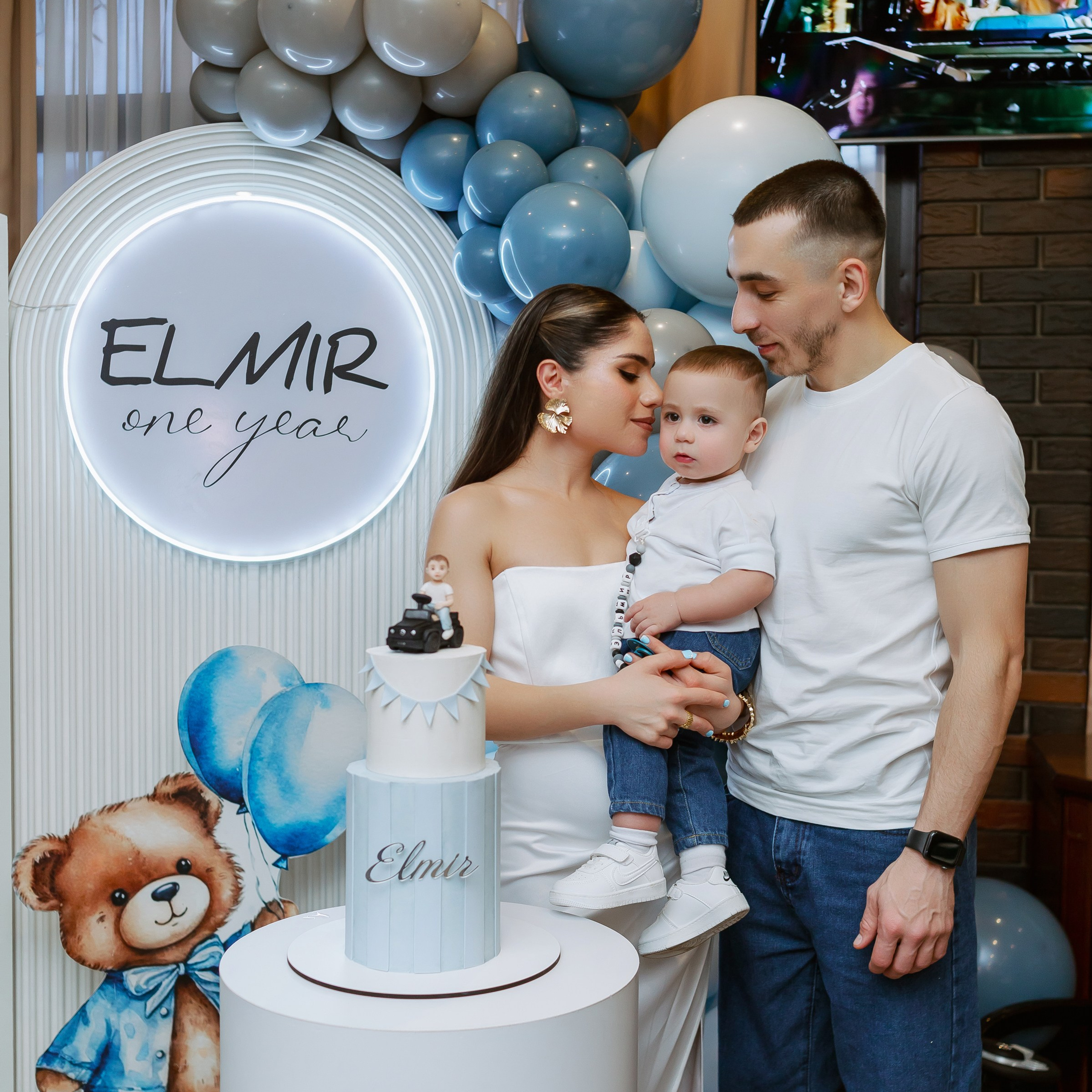 1 год Эльмиру