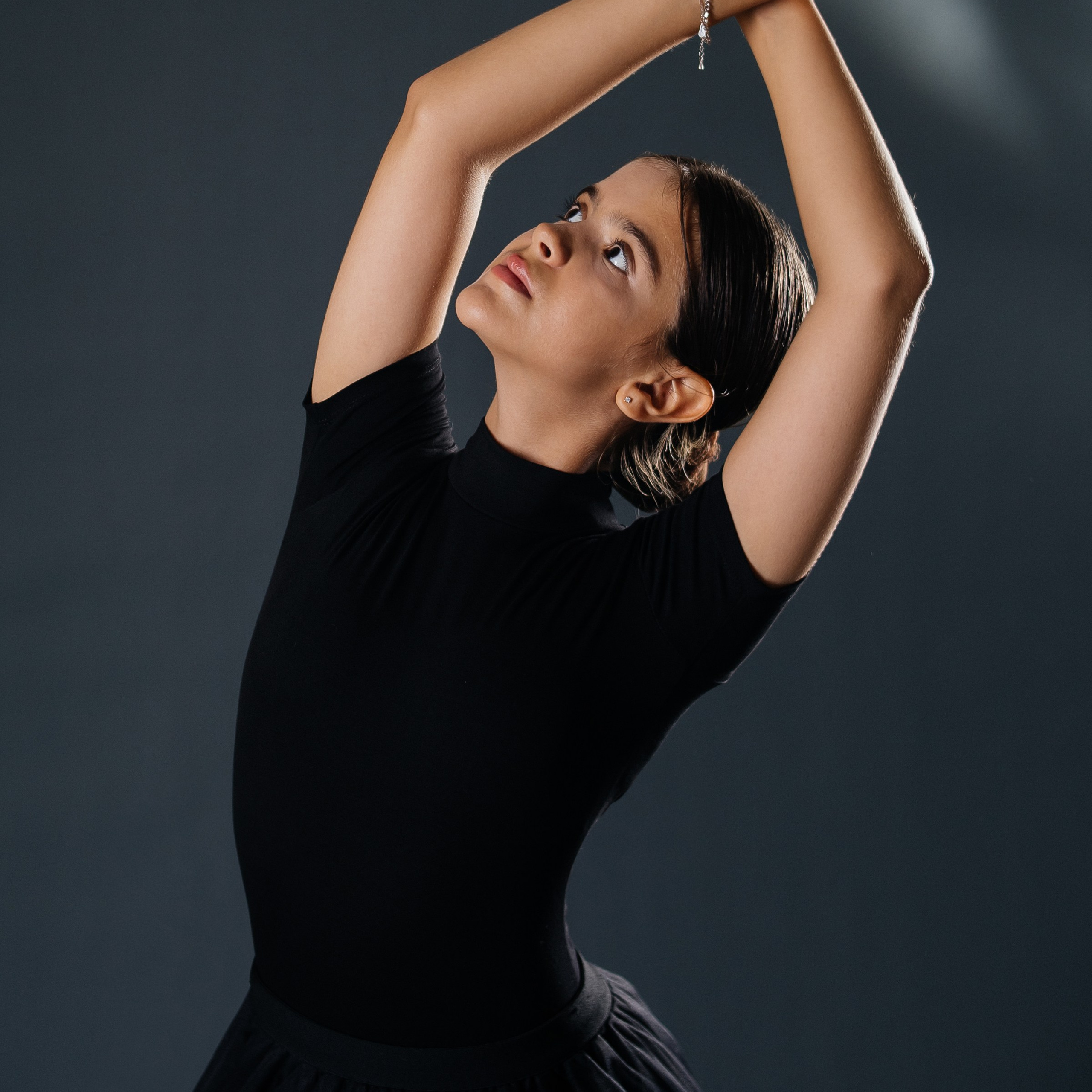 Юная балерина Милана