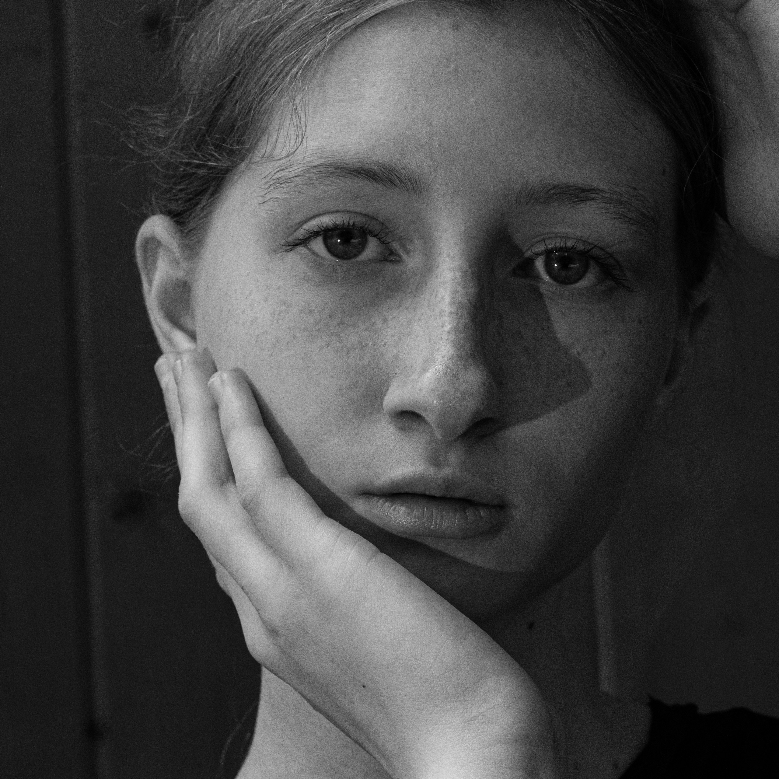 Женский портрет в ч/б. Портретный и фешн фотограф
