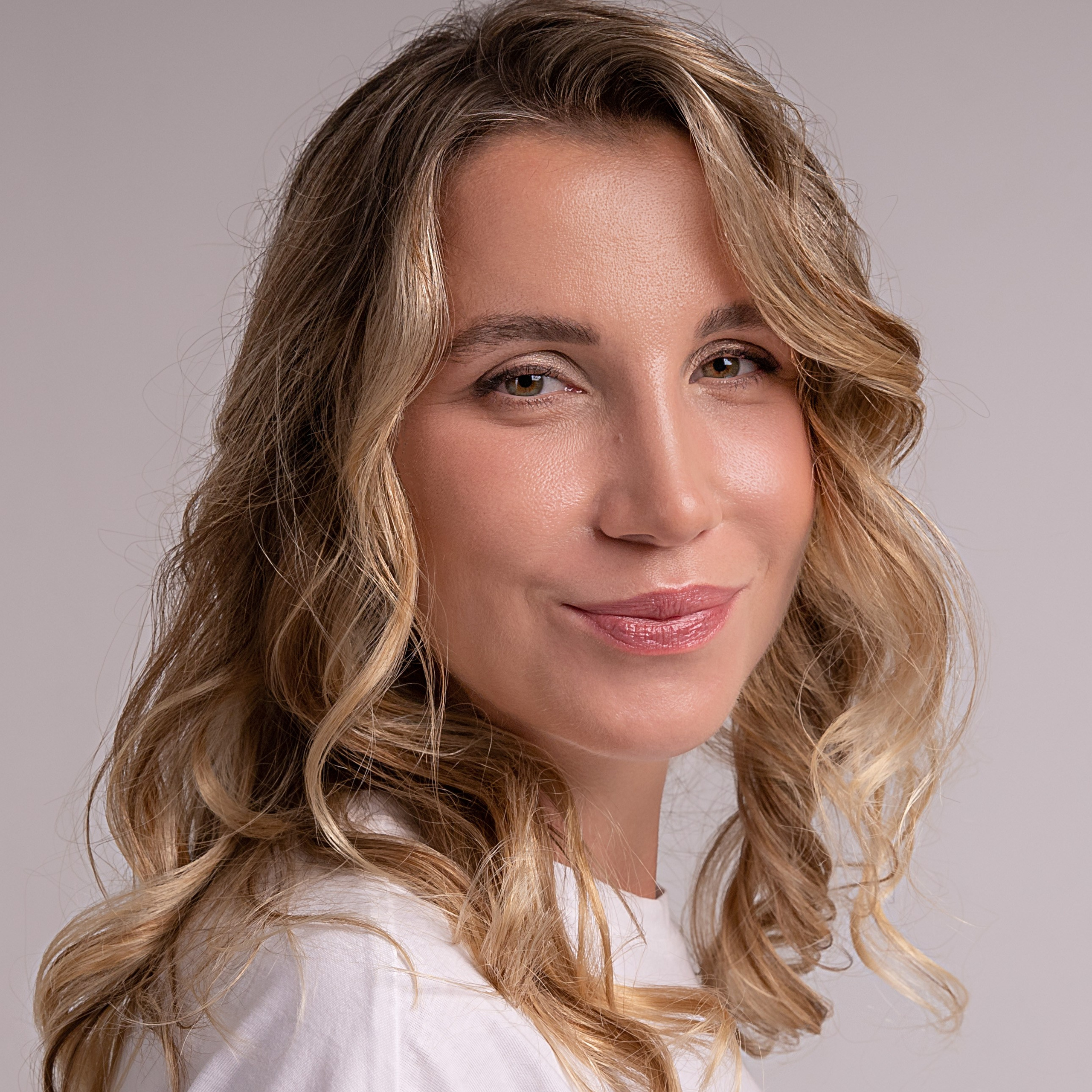 Бизнес-портрет. ФОТОГРАФ РАДОСТИ Фотосессия в студии СПб. Портретный фотограф — Юрий Торлопов