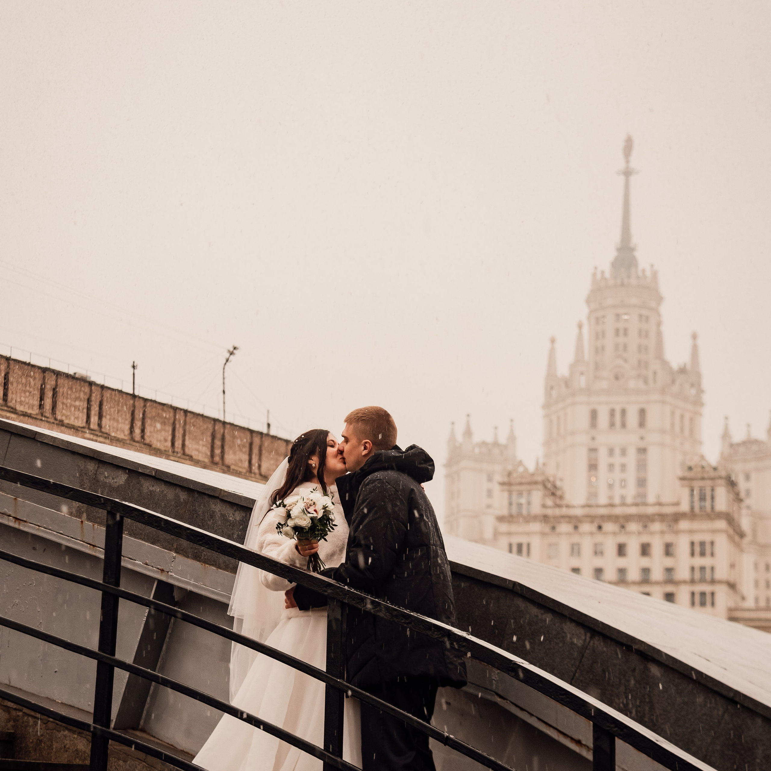 Роспись в Турандоте и прогулка