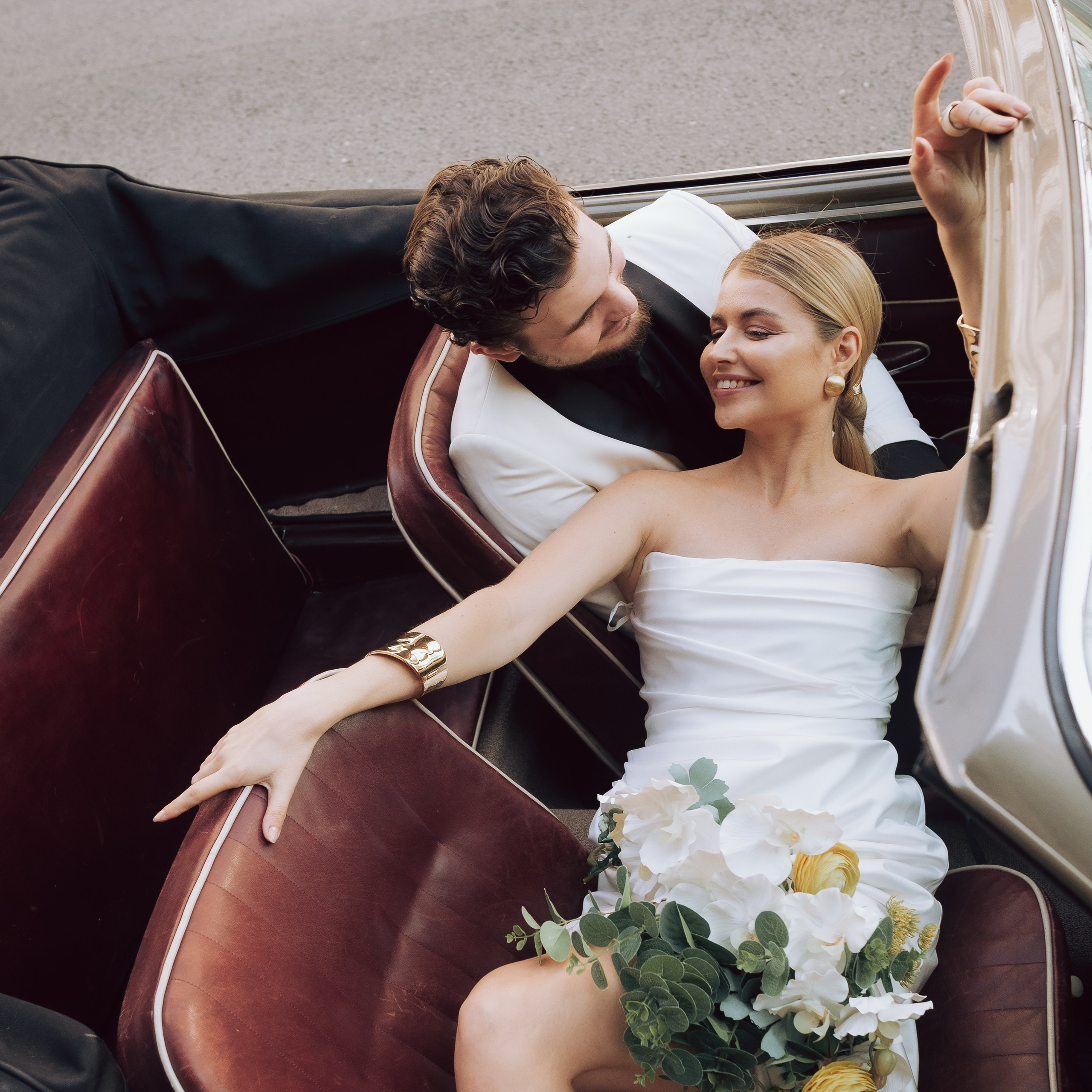 Прогулка | ретро-кабриолет