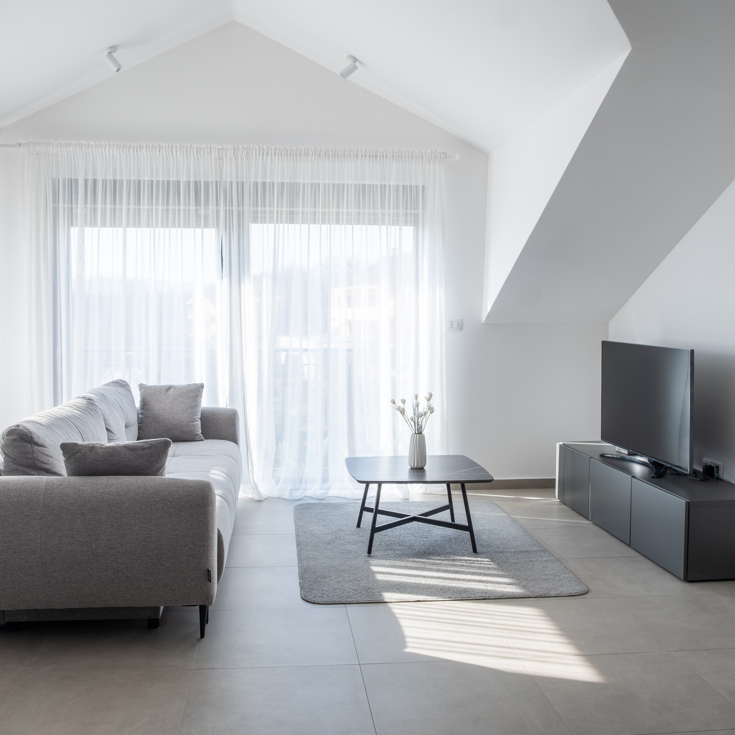 Apartments Tivat, Gradioshnica