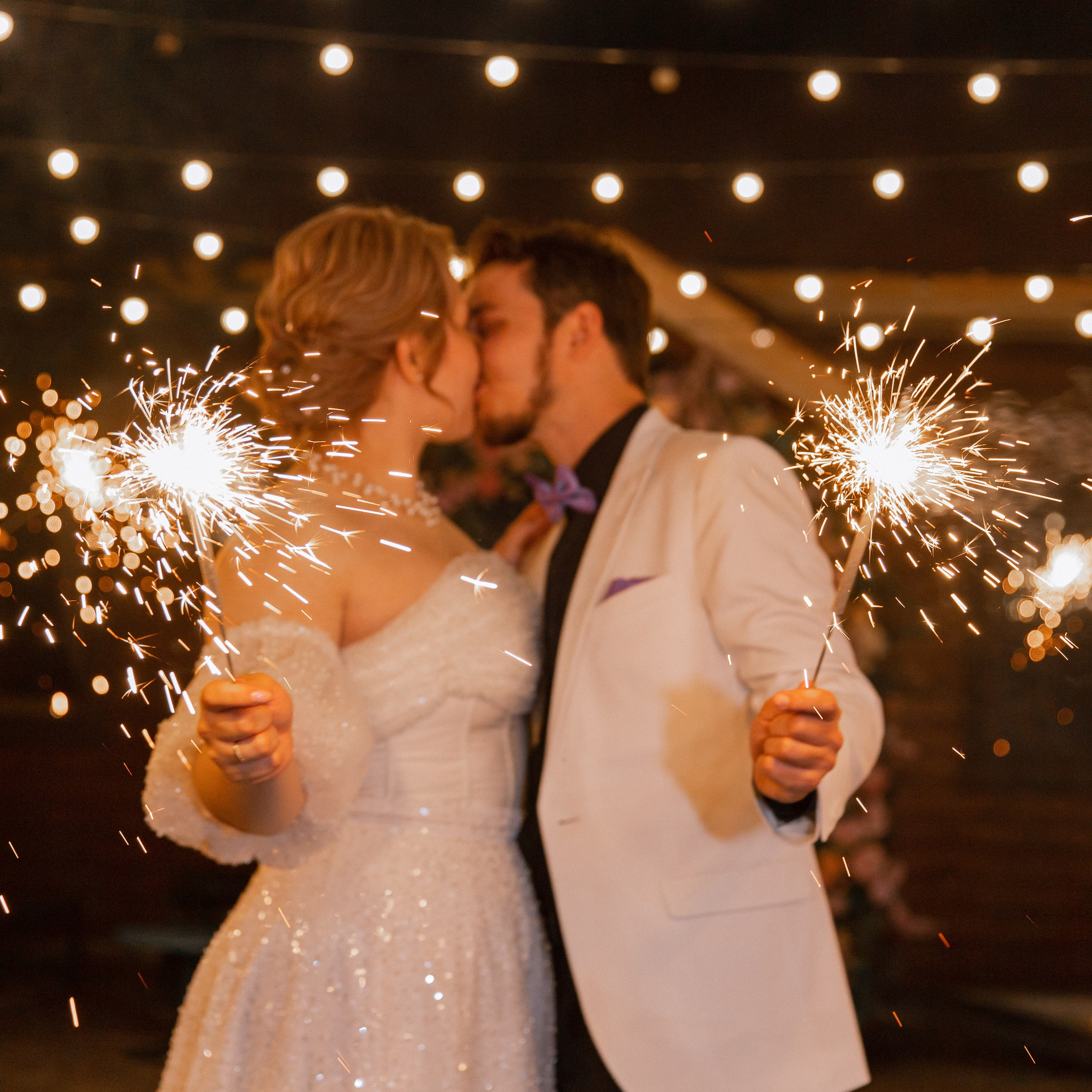 Две половинки. Саша и Света