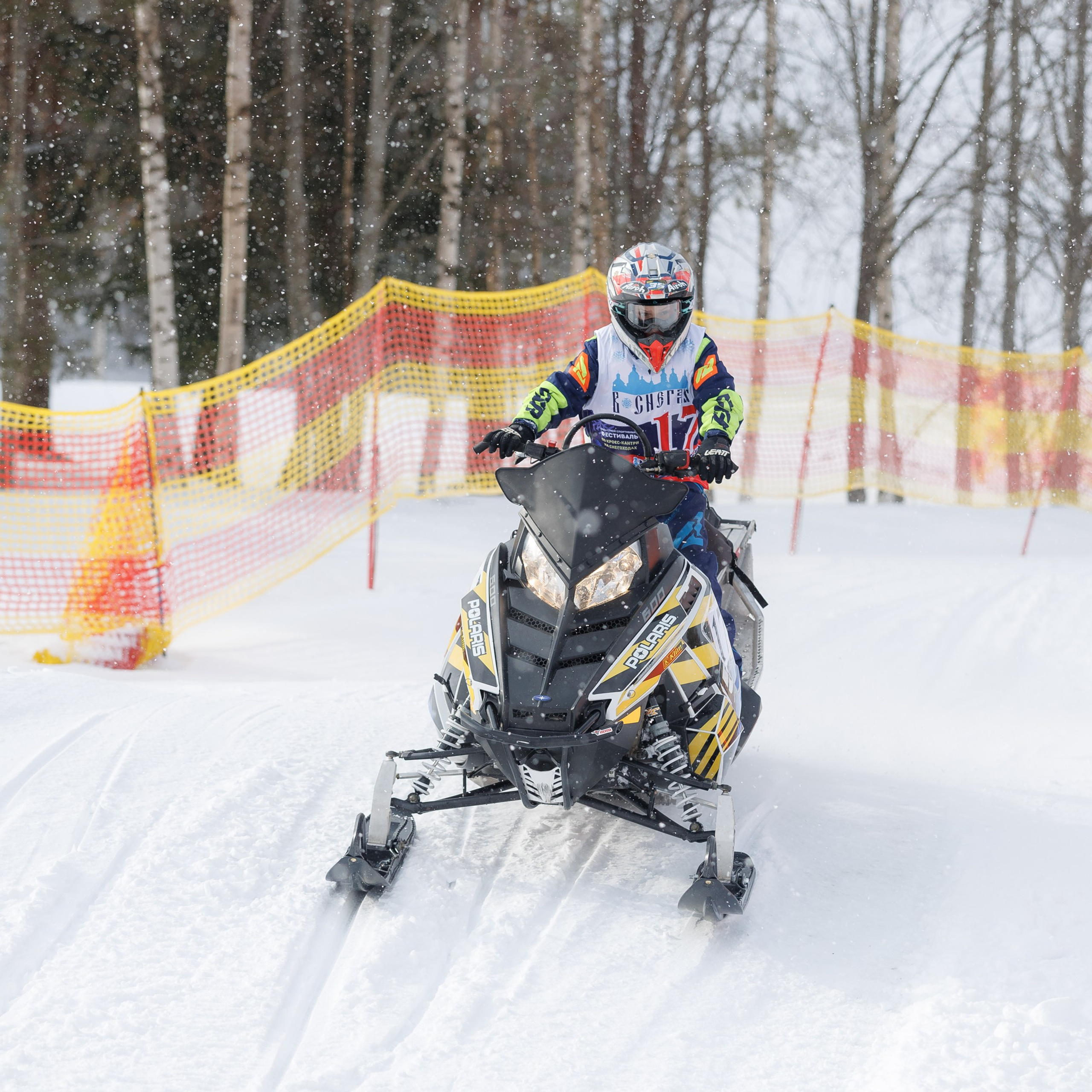 Всероссийский Фестиваль зимнего мотоспорта и туризма «Сноу Поморье». Репортажная фотосъемка. Архангельск