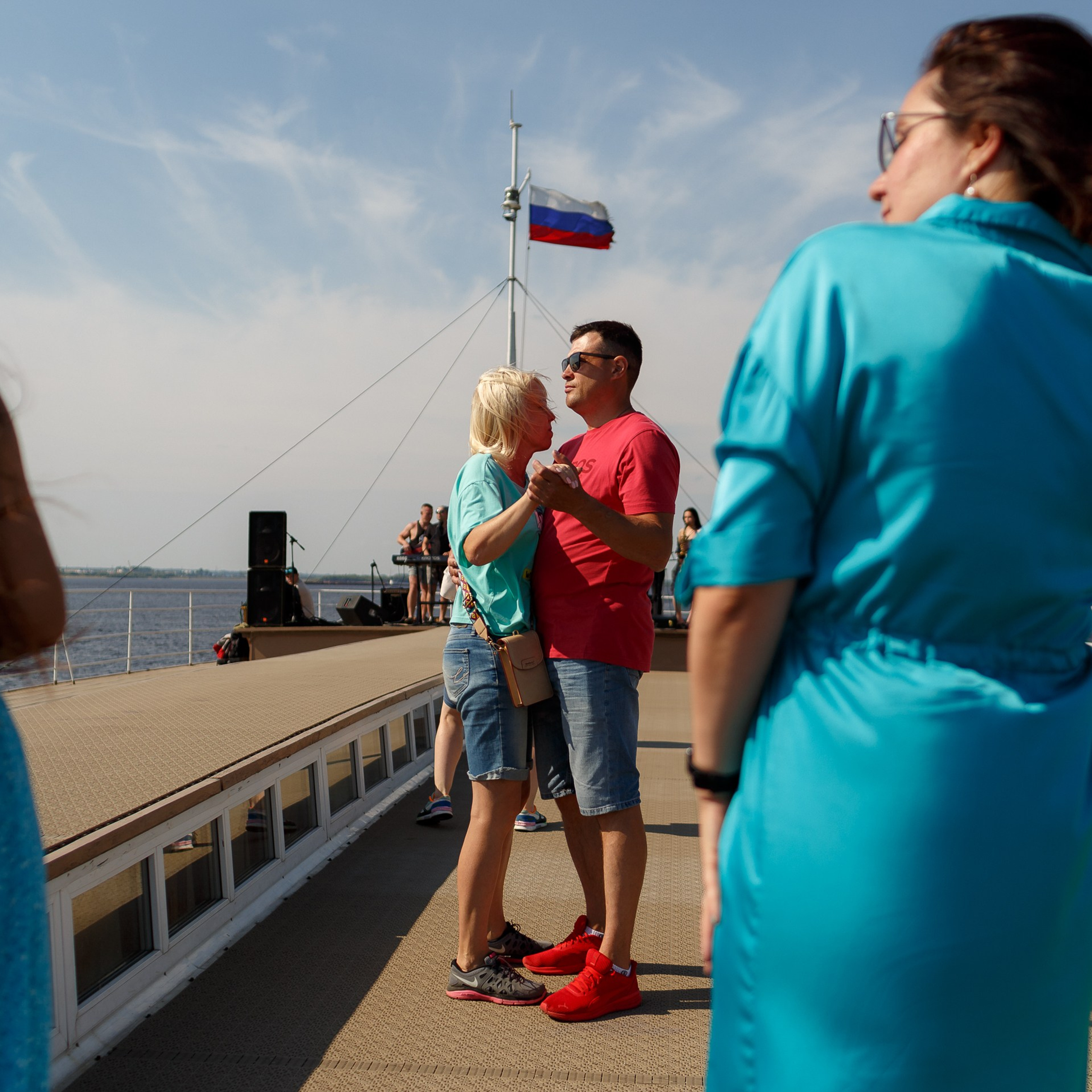 Теплоход «Н. В. Гоголь». Репортажная фотосъемка. Архангельск