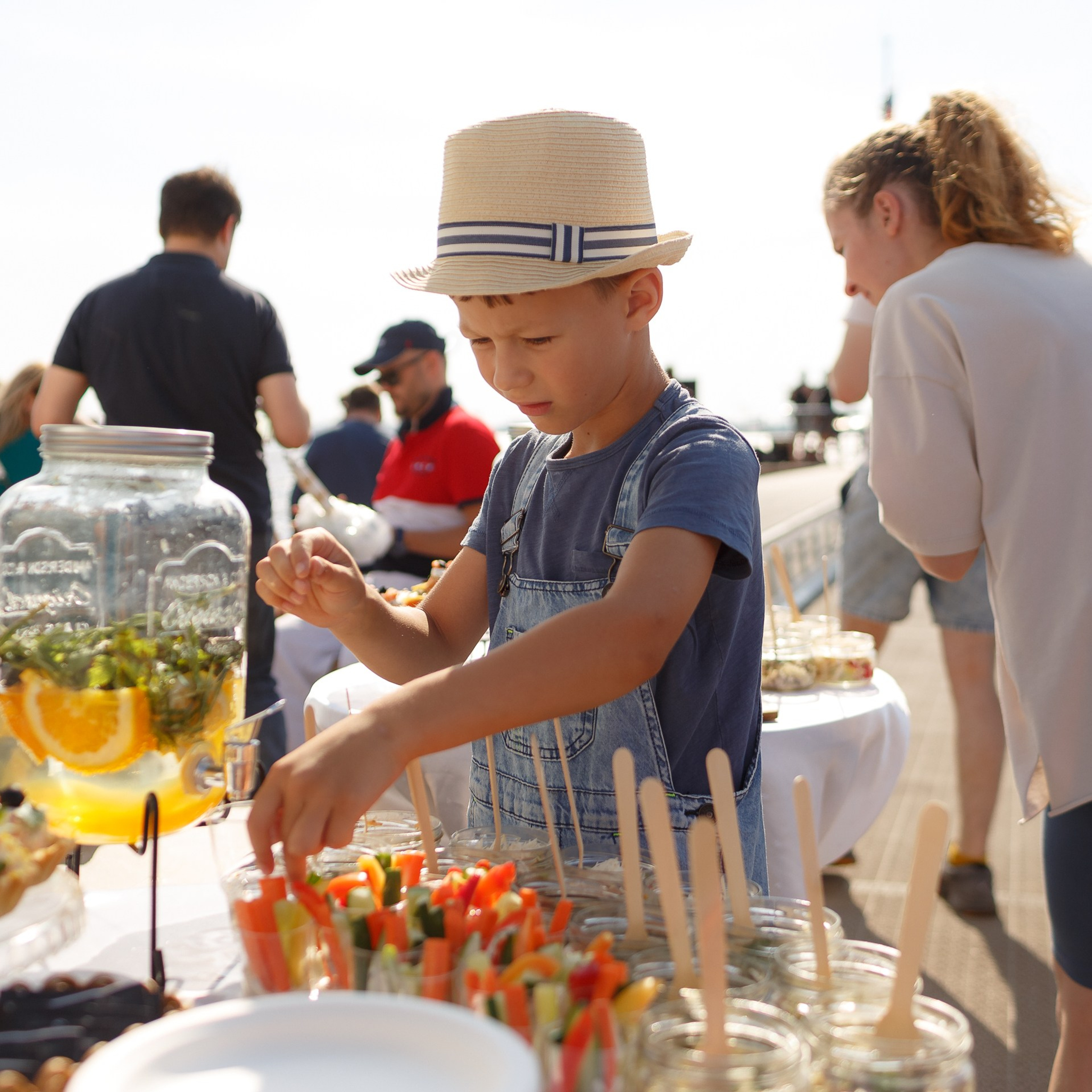 Теплоход «Н. В. Гоголь». Репортажная фотосъемка. Архангельск