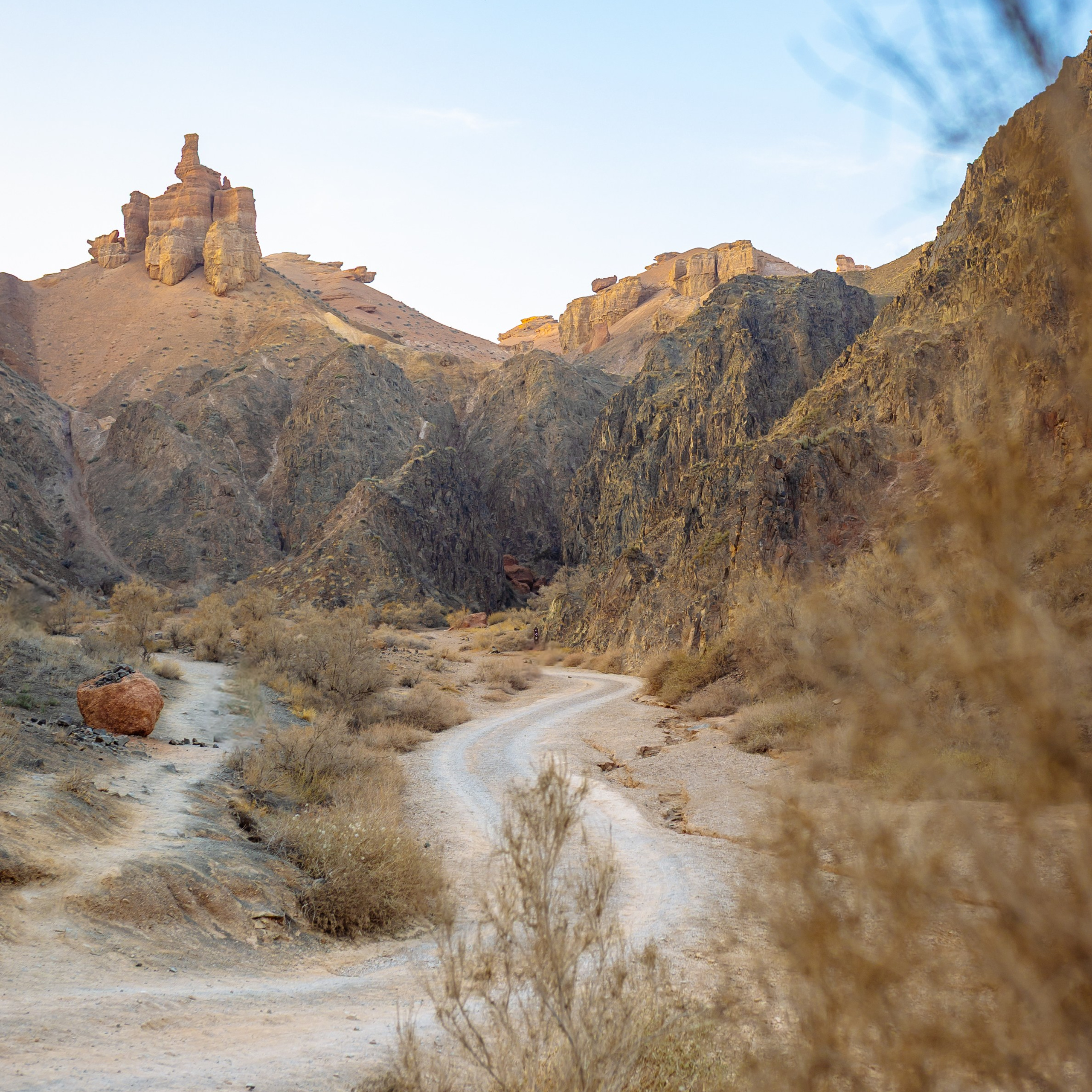 Чарынский каньон: путешествие, фото и советы для съемки | Блог фотографа. Коммерческий и репортажный фотограф в Алматы — Jora Abramov