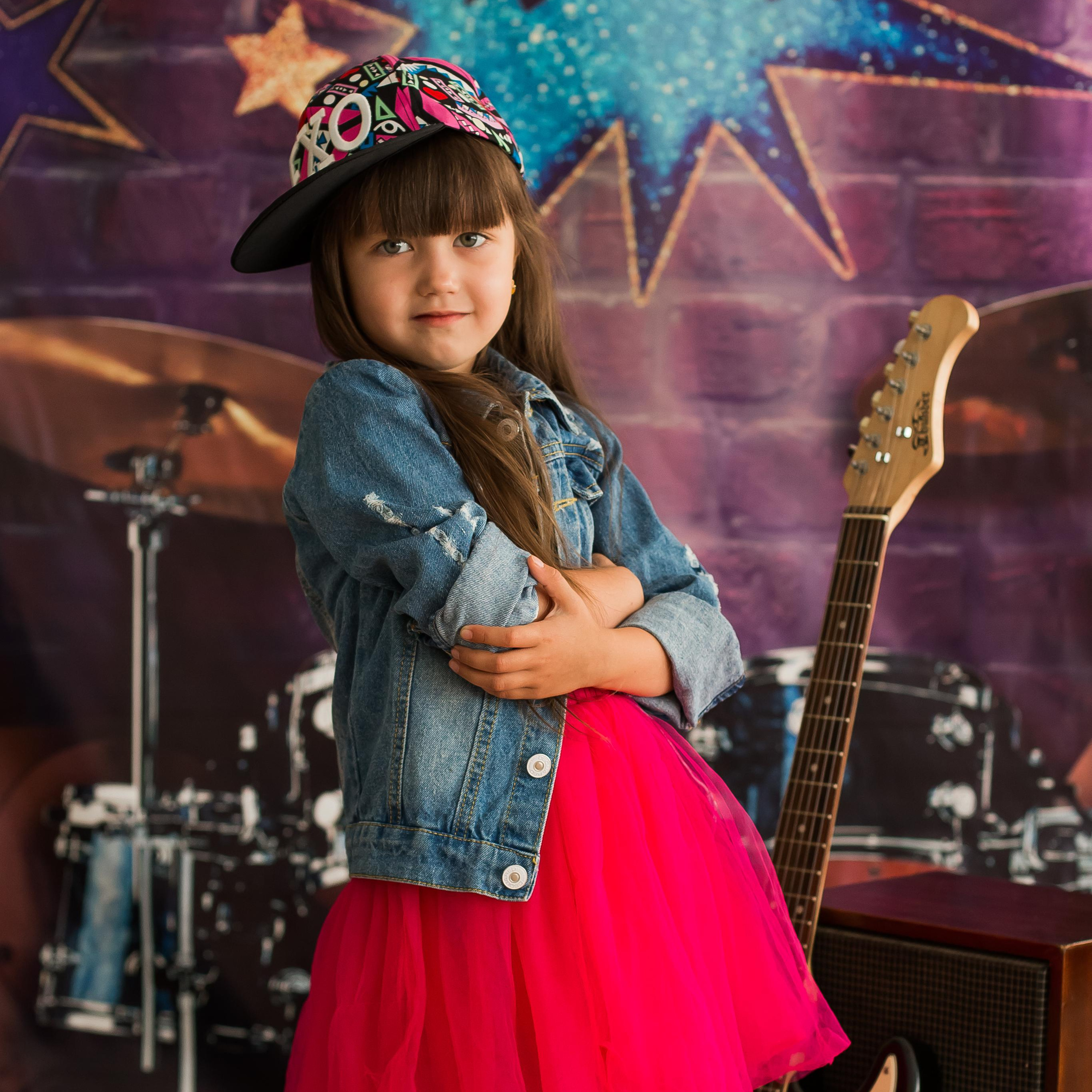 мы слушаем — «Рок»!