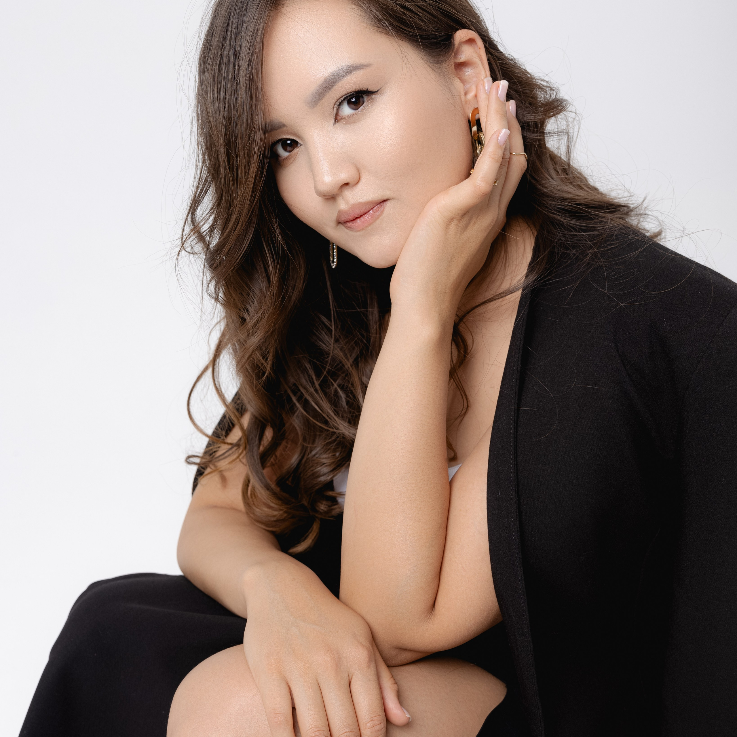 Фотограф в Бишкеке, женский фотограф, портретный фотограф Бишкек, Москва, индивидуальная фотосессия. Портретный фотограф в Бишкеке Карина Куликова