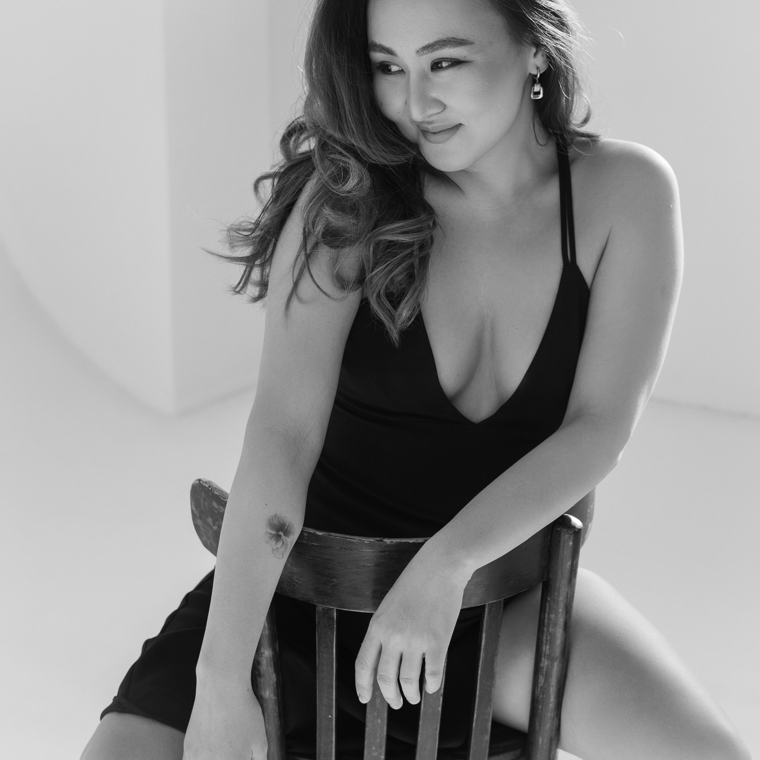 Фотограф в Бишкеке, женский фотограф, портретный фотограф Бишкек, Москва, индивидуальная фотосессия. Портретный фотограф в Бишкеке Карина Куликова