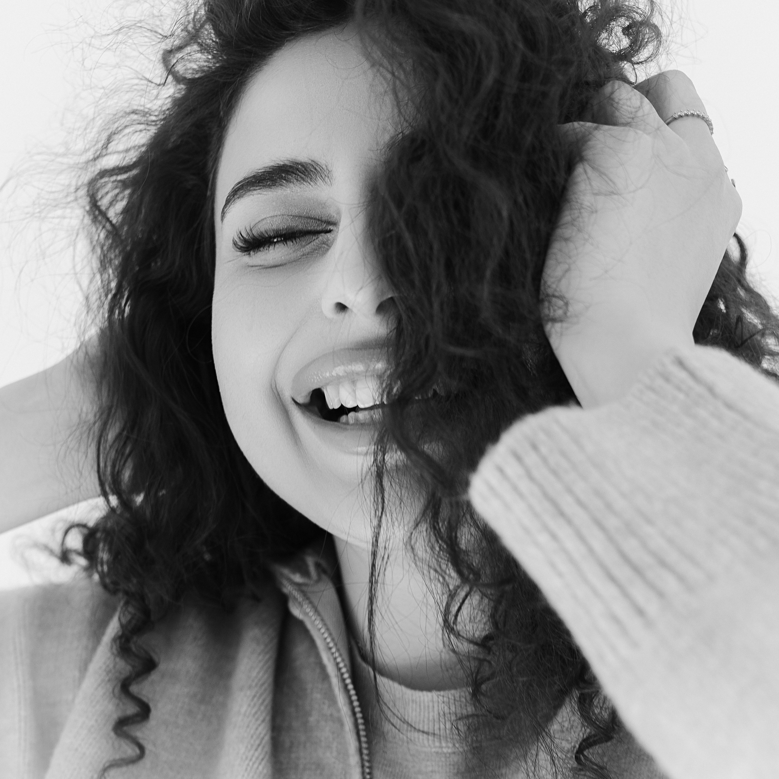 Фотограф в Бишкеке, женский фотограф, портретный фотограф Бишкек, Москва, индивидуальная фотосессия. Портретный фотограф в Бишкеке Карина Куликова