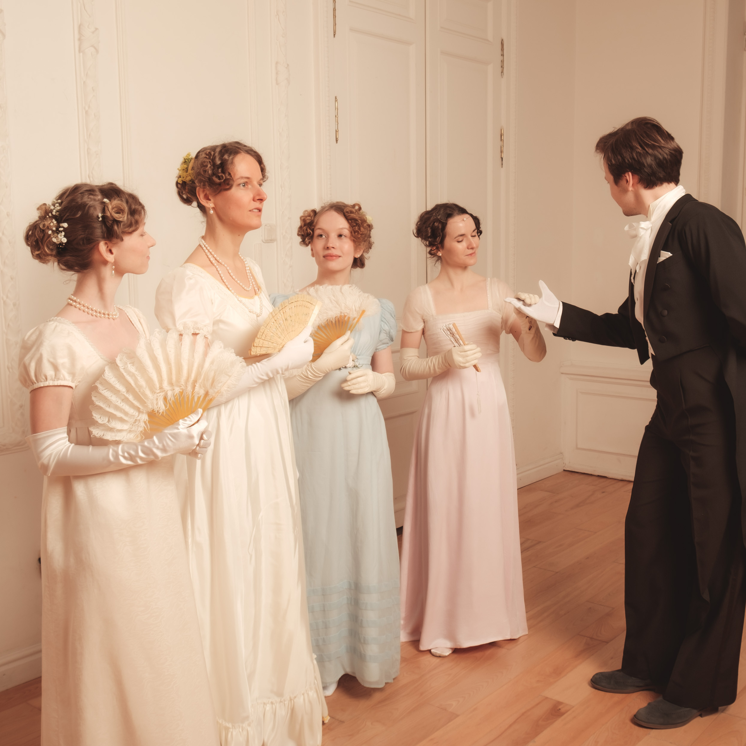 Promenade. 2. Фотограф Конопихин Константин