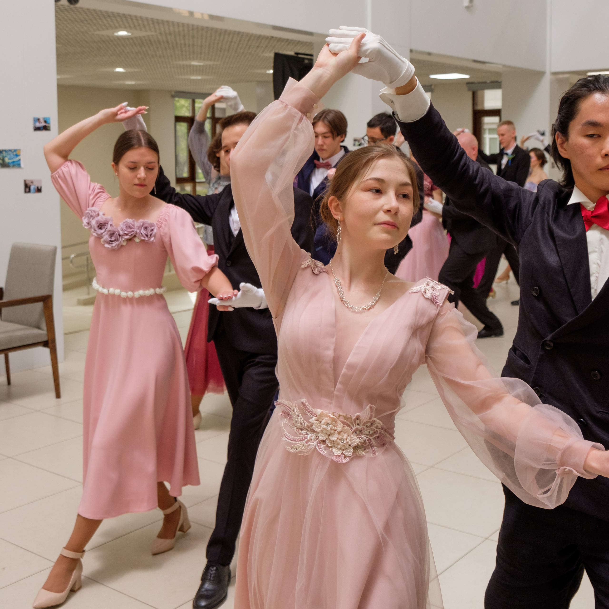 Весенний бал «La vie est Belle». Фотограф Конопихин Константин