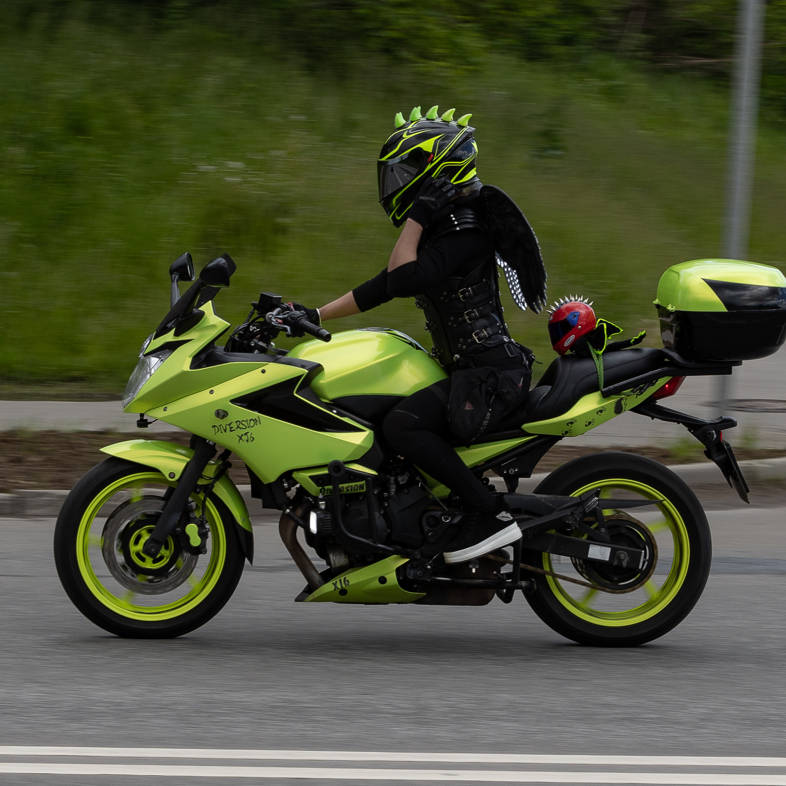 Мотоциклы на улицах города