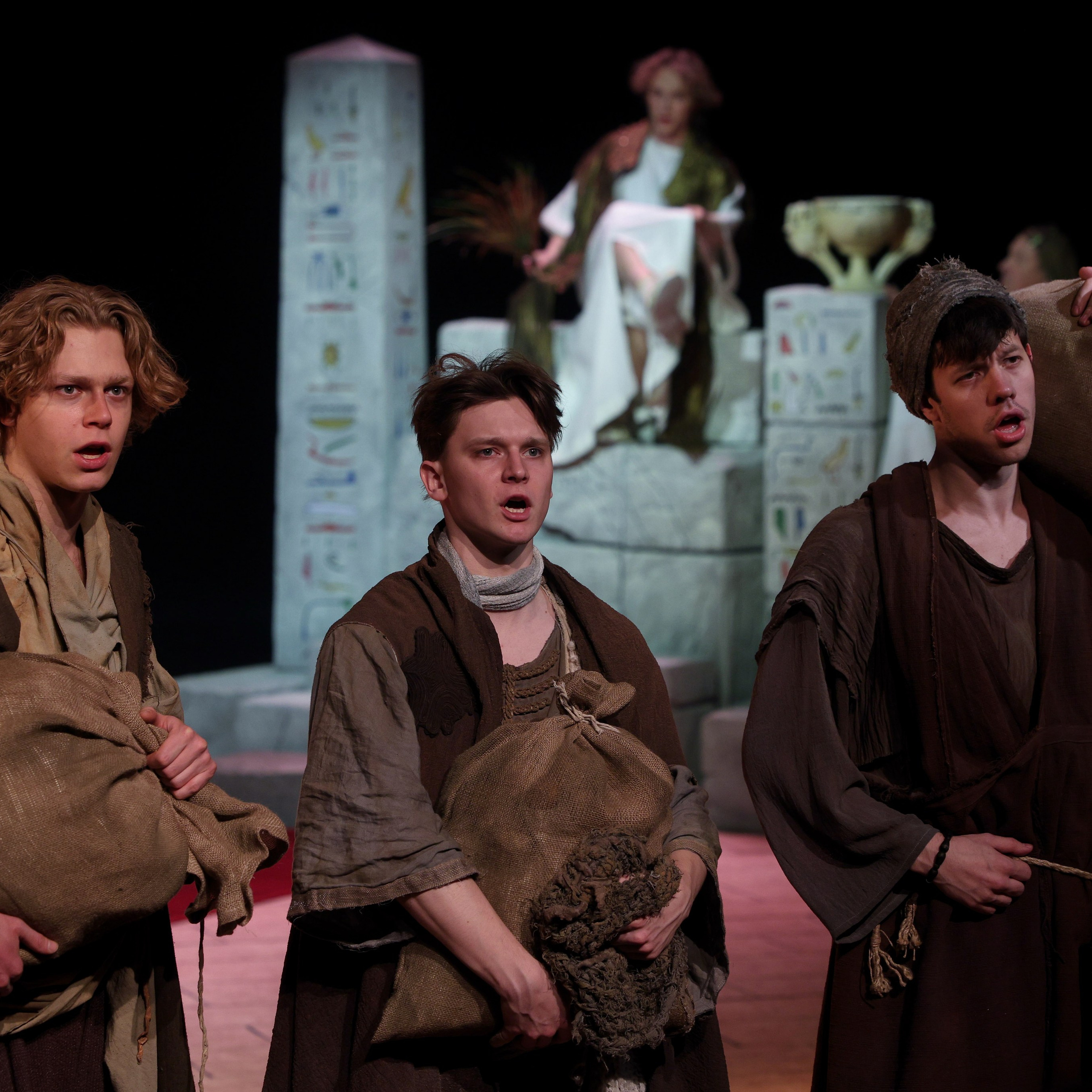 Спектакль «Иосиф и его братья». Главная