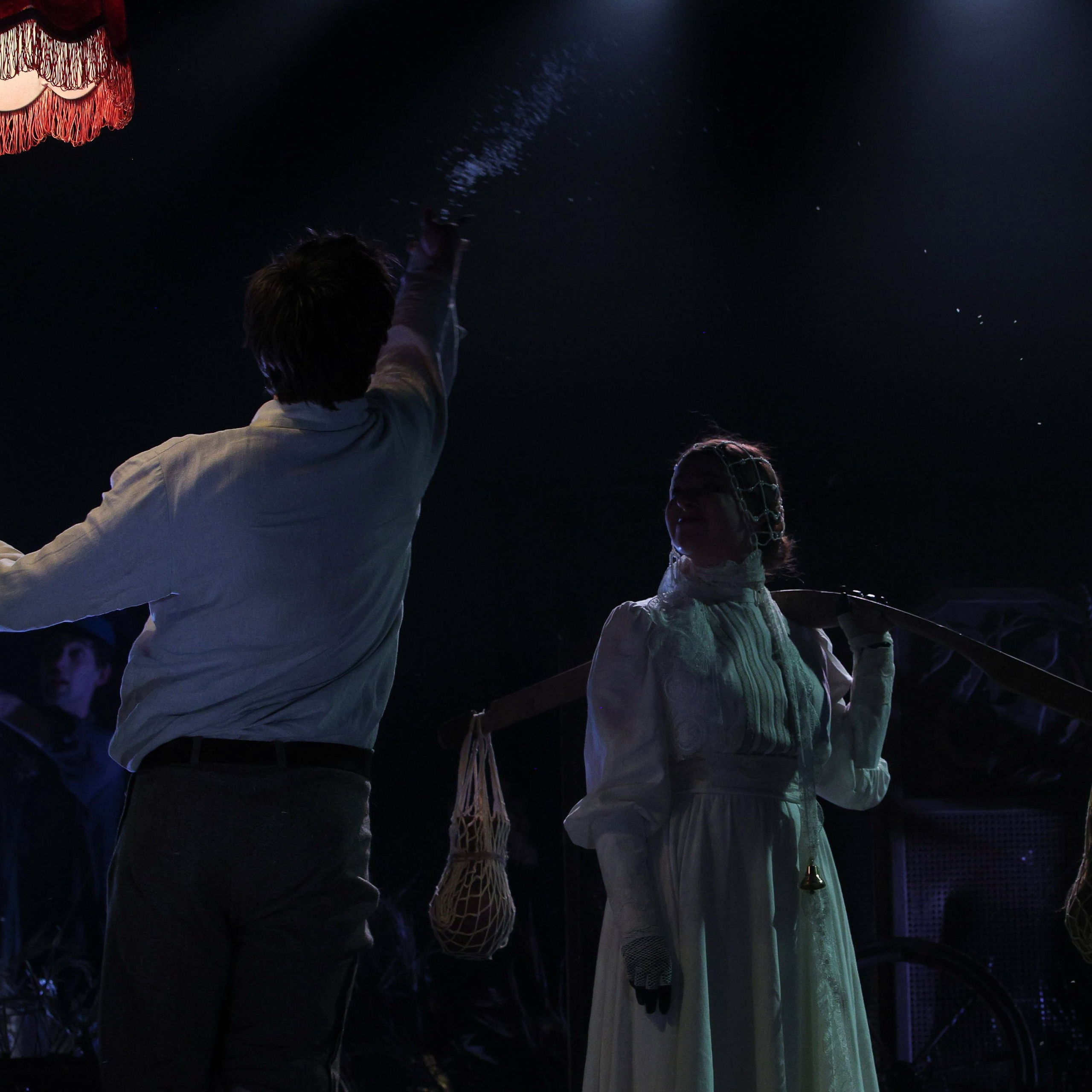 Спектакль «Корова» в «Московском театре на Таганке». Главная