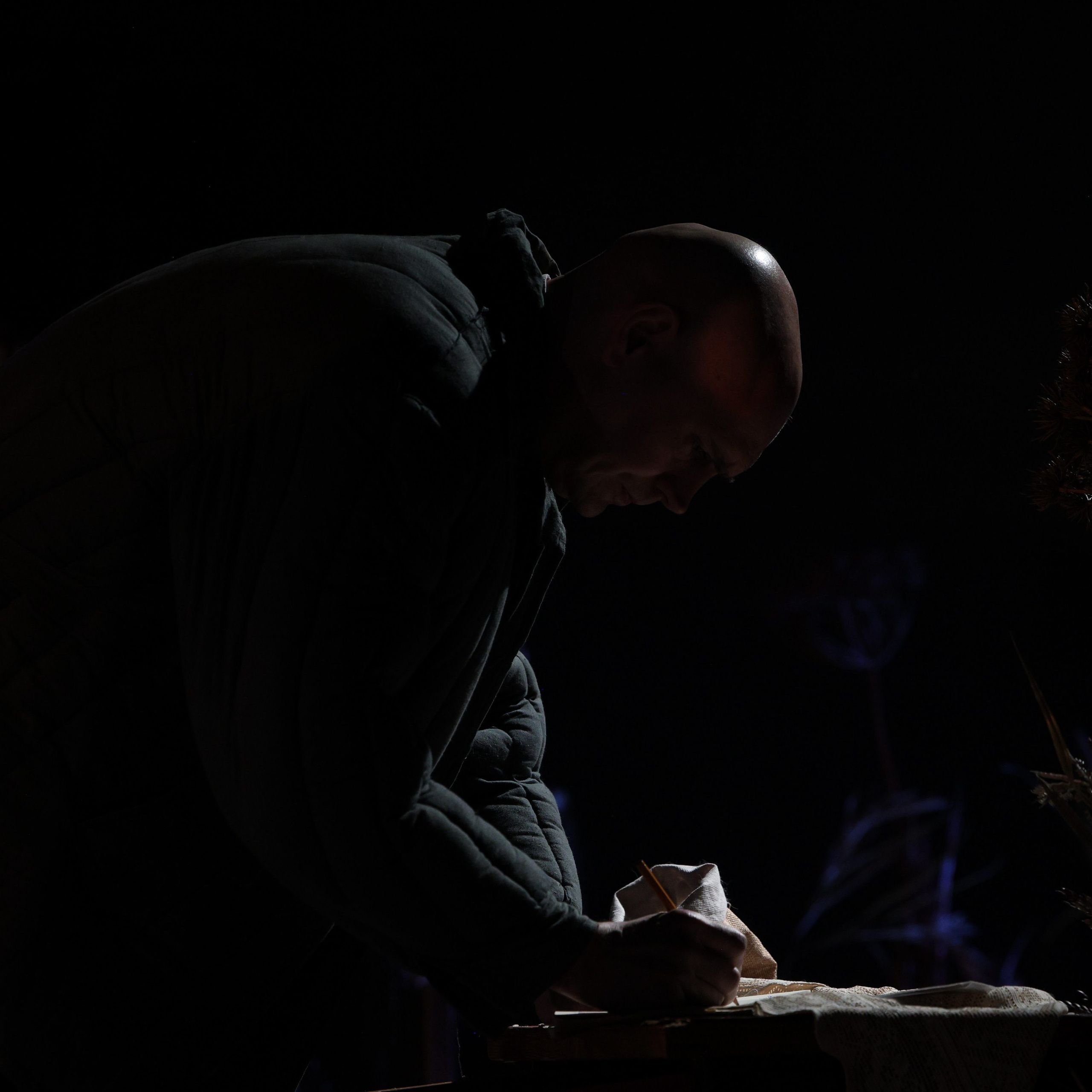 Спектакль «Корова» в «Московском театре на Таганке». Главная