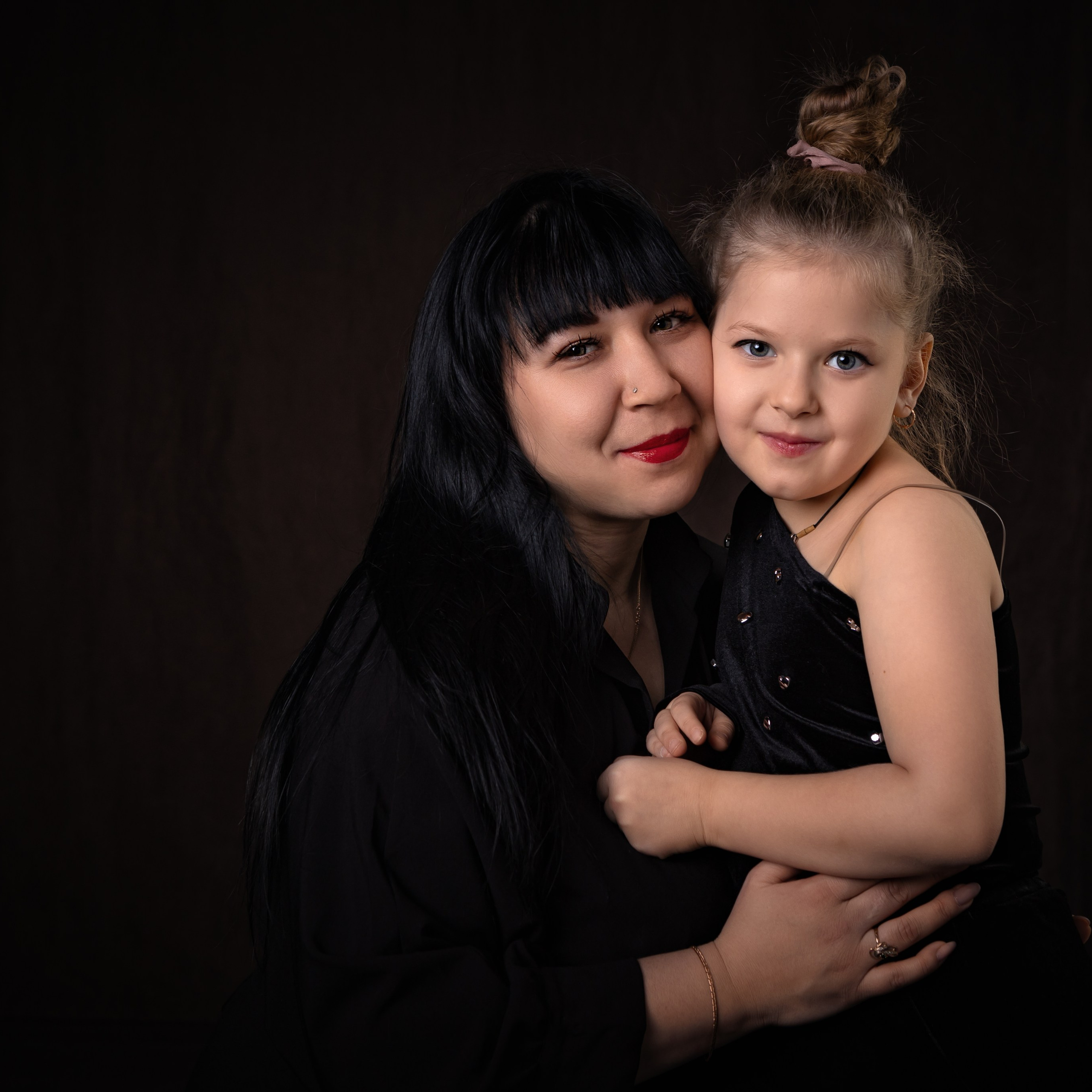 Разные студийные съемки. Студия фотографии «Антония Белобородова»