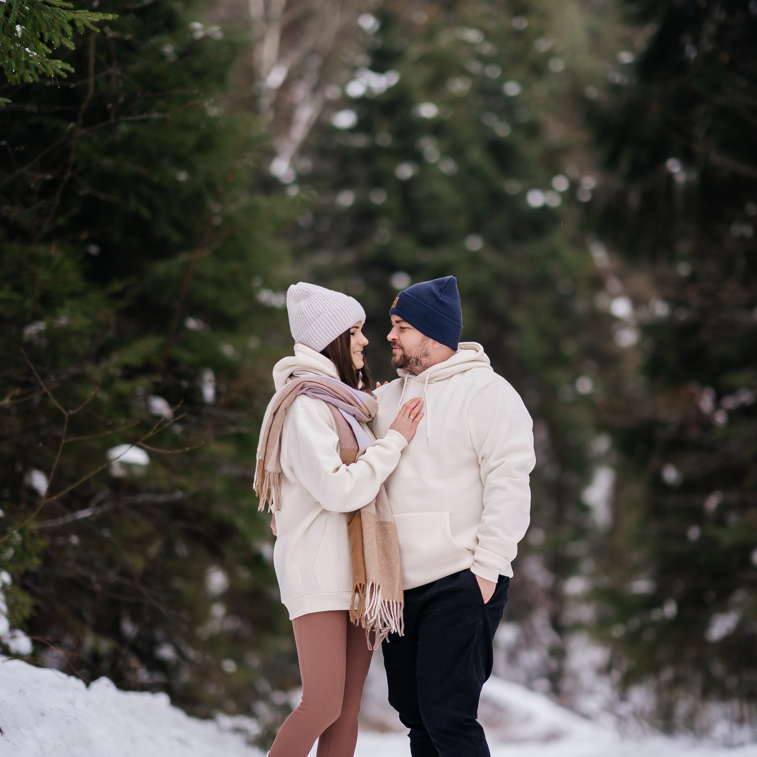 Love story в зимнем лесу