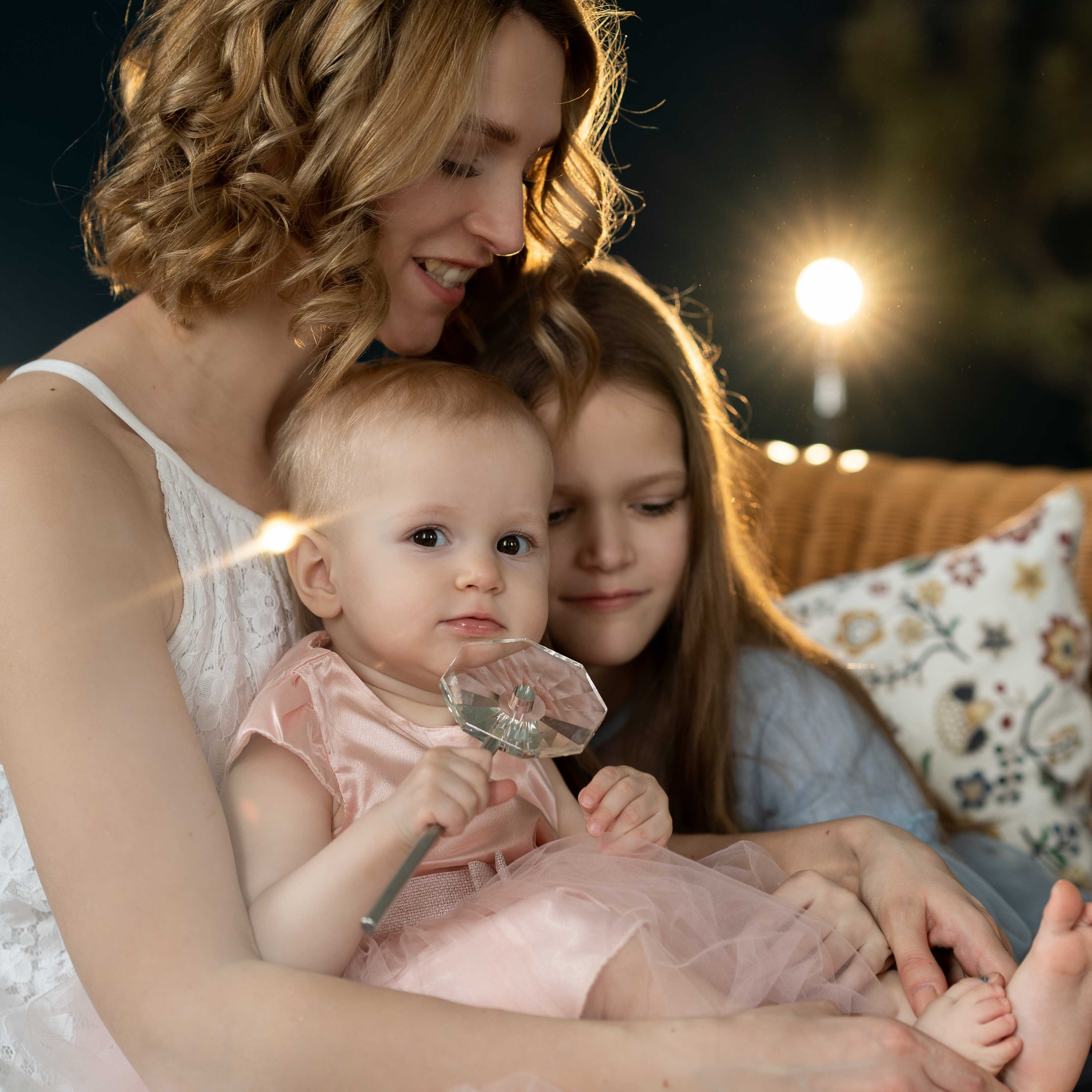 Мама и очаровашки дочки