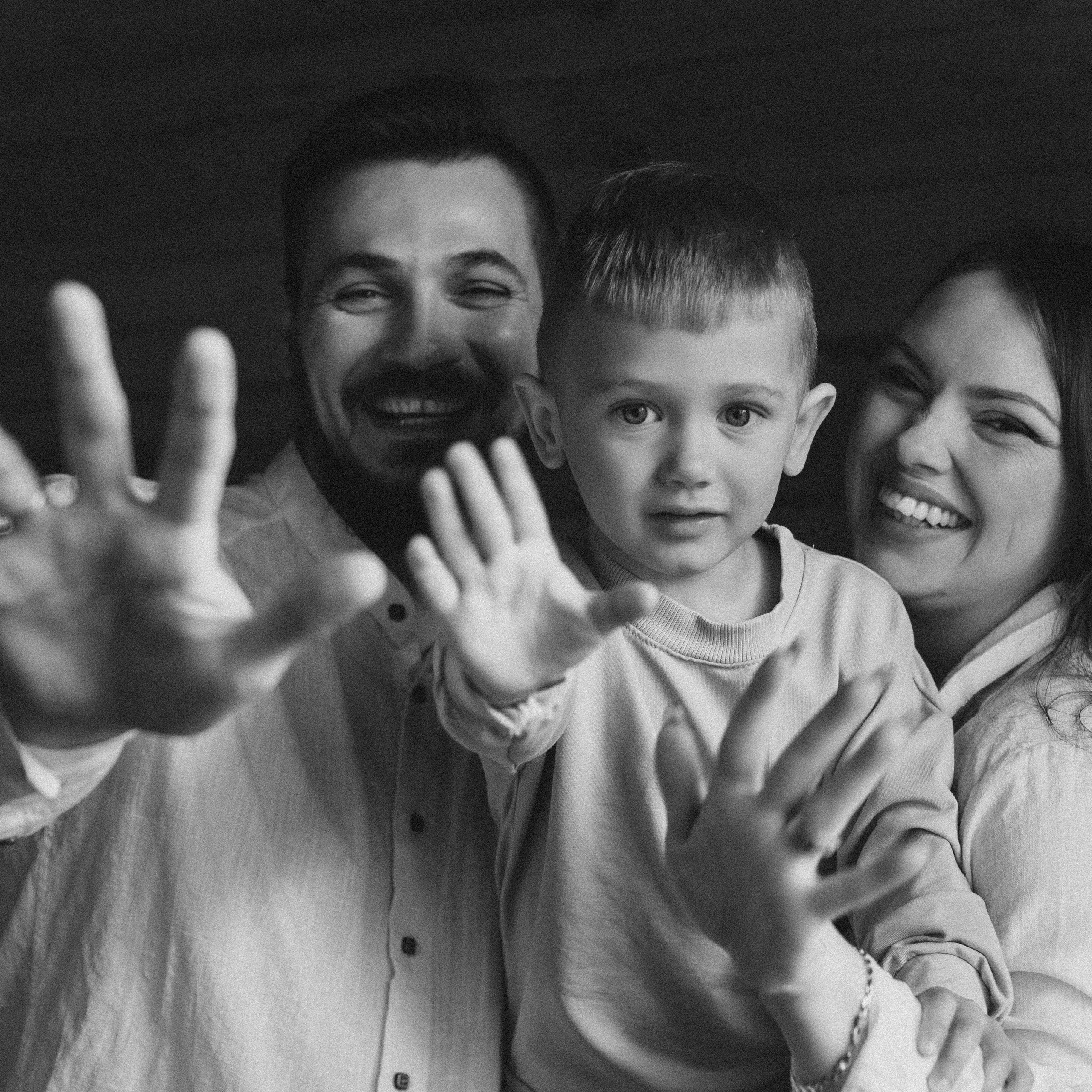 Семейная фотосессия дома, в теплой и уютной обстановке.