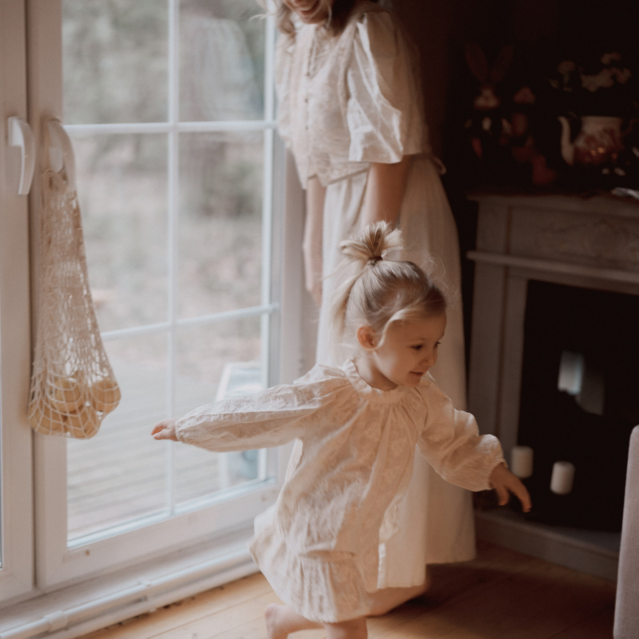 Лея и Ксения в фотодаче Ландыши