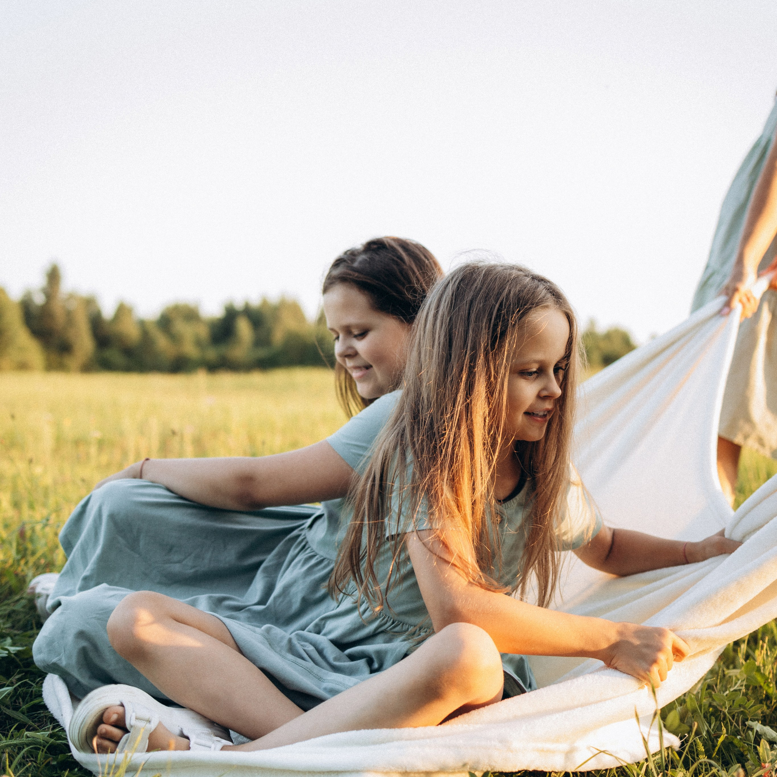 Алиса, Ульяна, Лена и Евгений