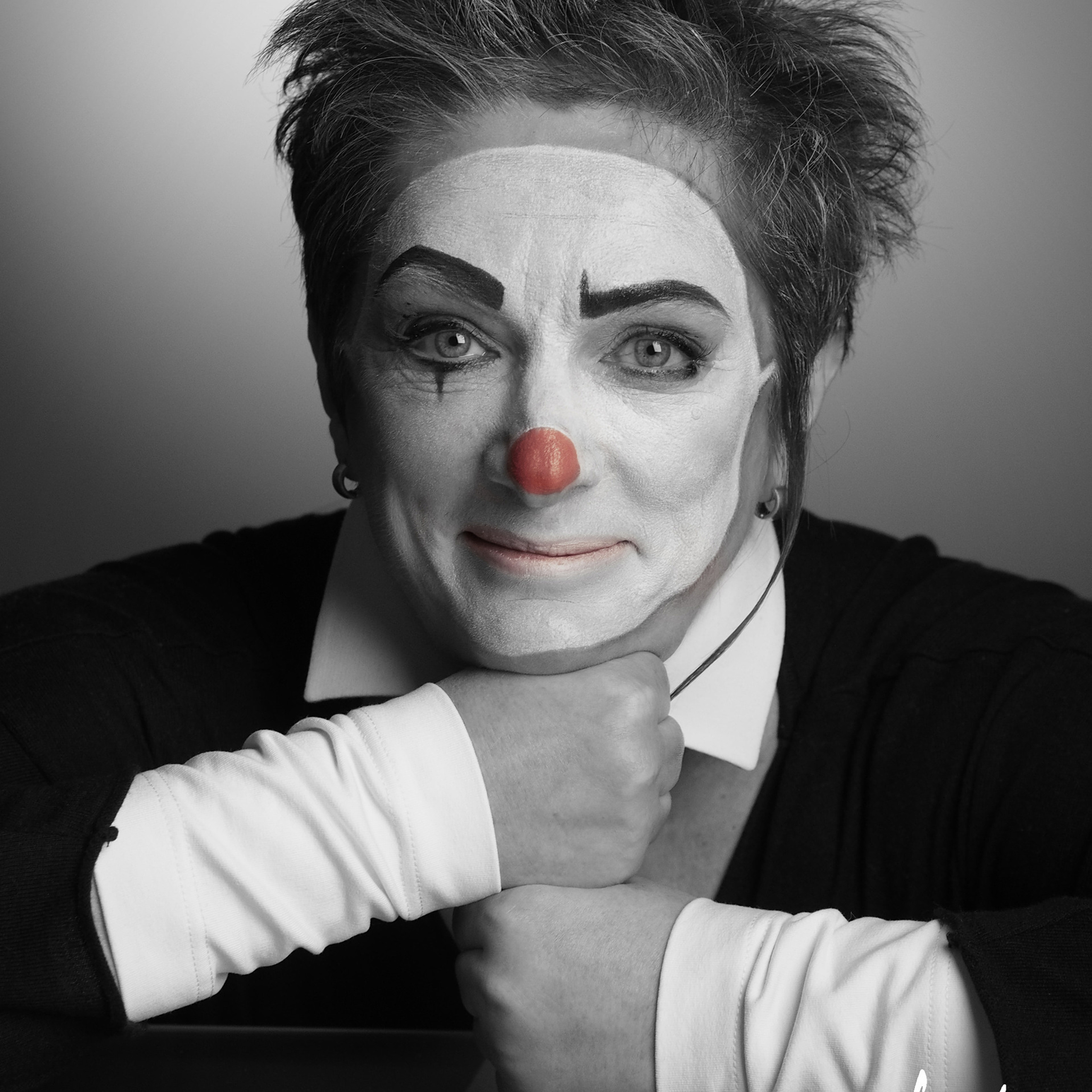 ВИОЛЕТТА ЛАНГАС — модельер, дизайнер