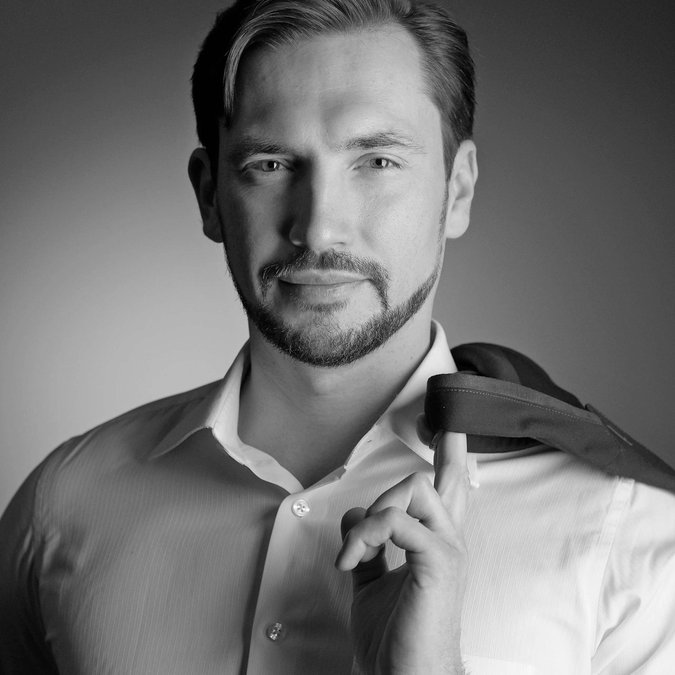 Dr. Artemiy Mir — нейропсихолог