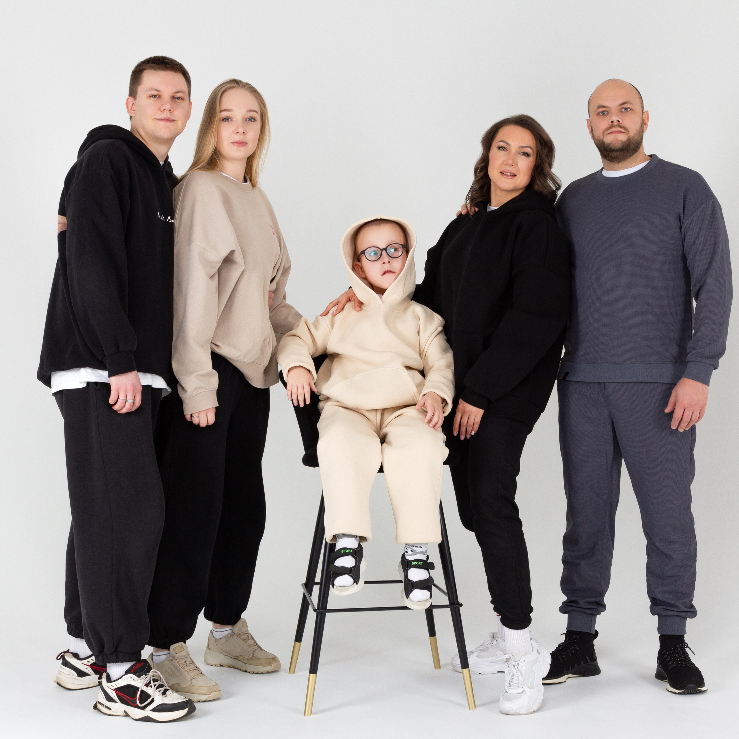 Семейная съемка на&nbsp;циклораме для семьи Арсения