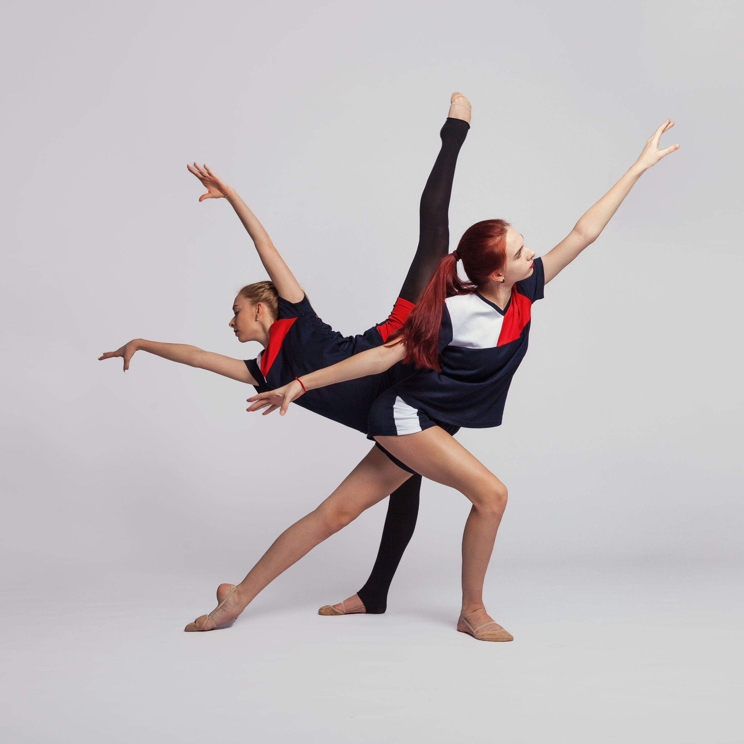 Алина и Настя