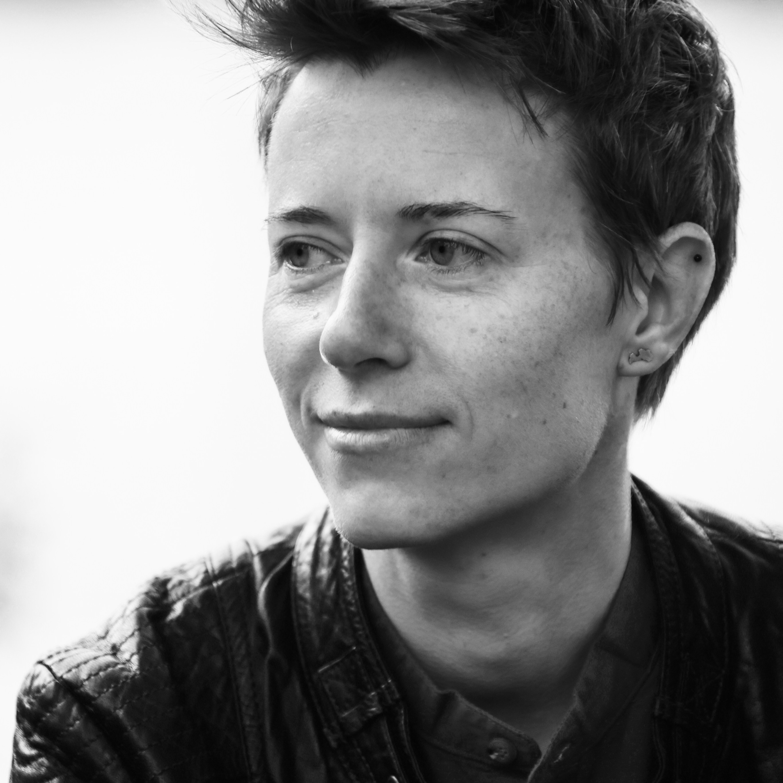 Черно-белые портреты. Фотограф состояний Марина Савинская