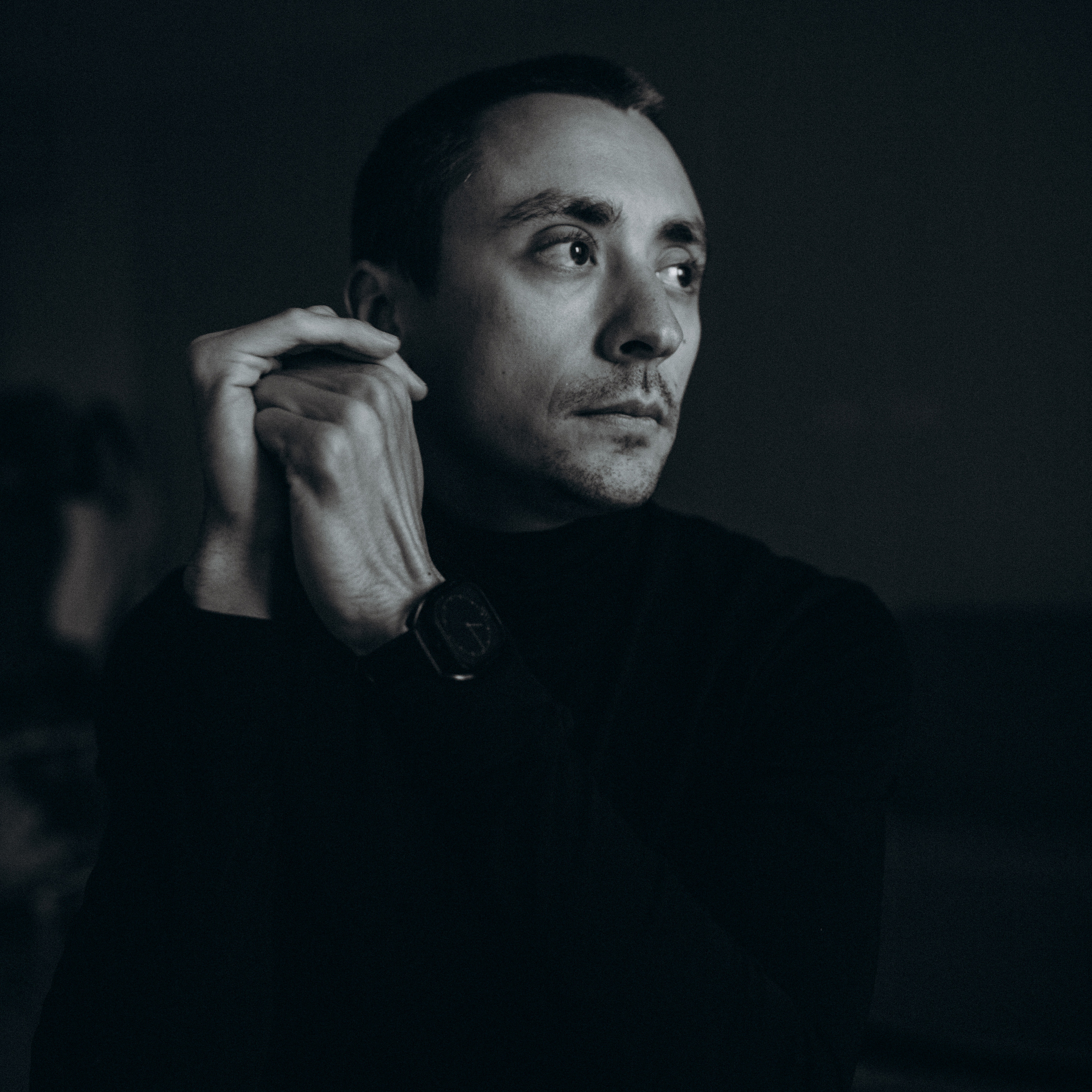 Мужской портрет ч/б Александр