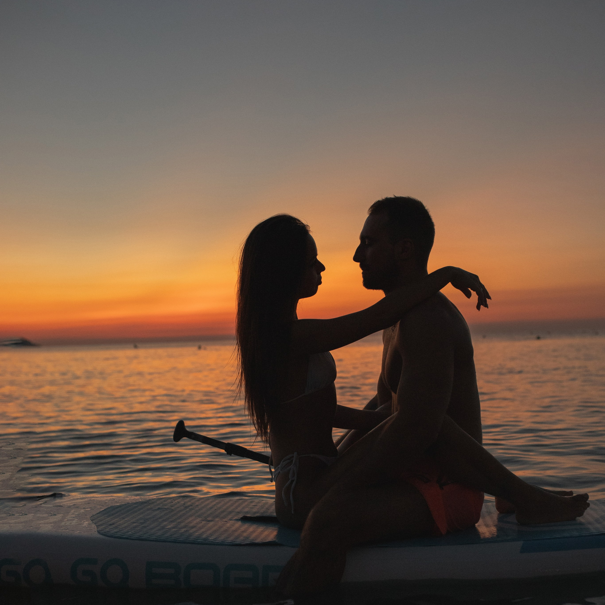 Рассветная прогулка на сапах Ярослав и Анастасия