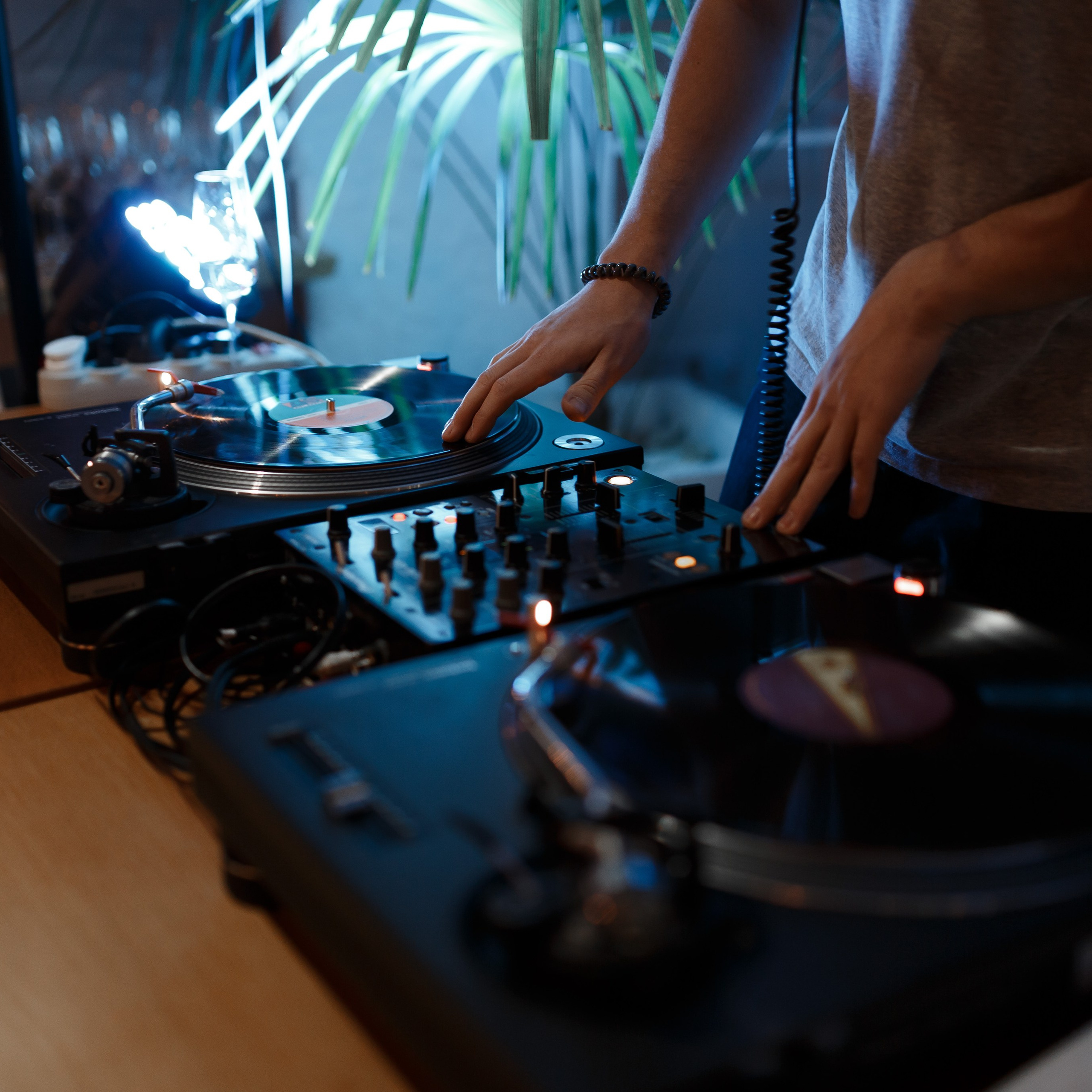 Модный показ в Пицца-Бар