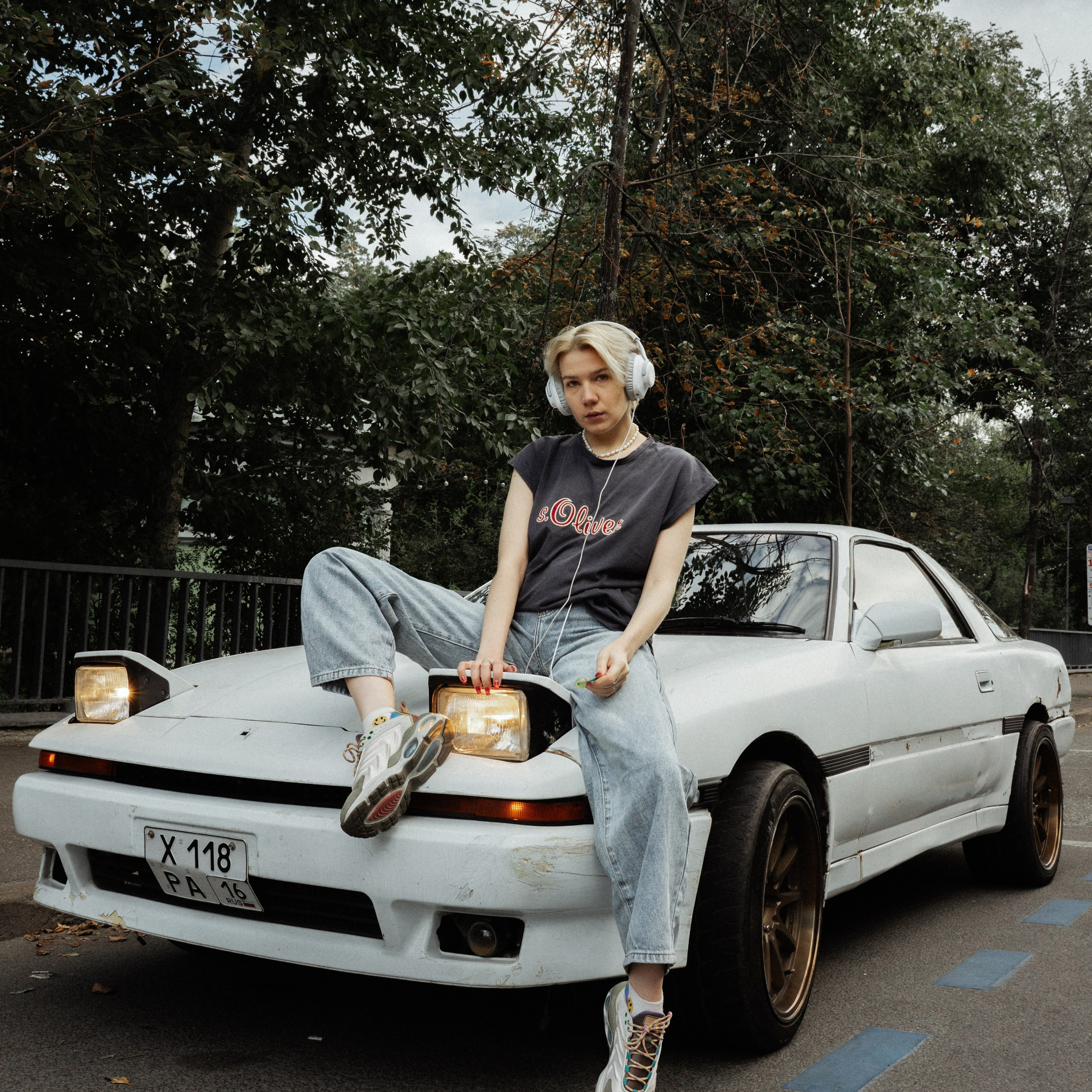 Настя с супрой