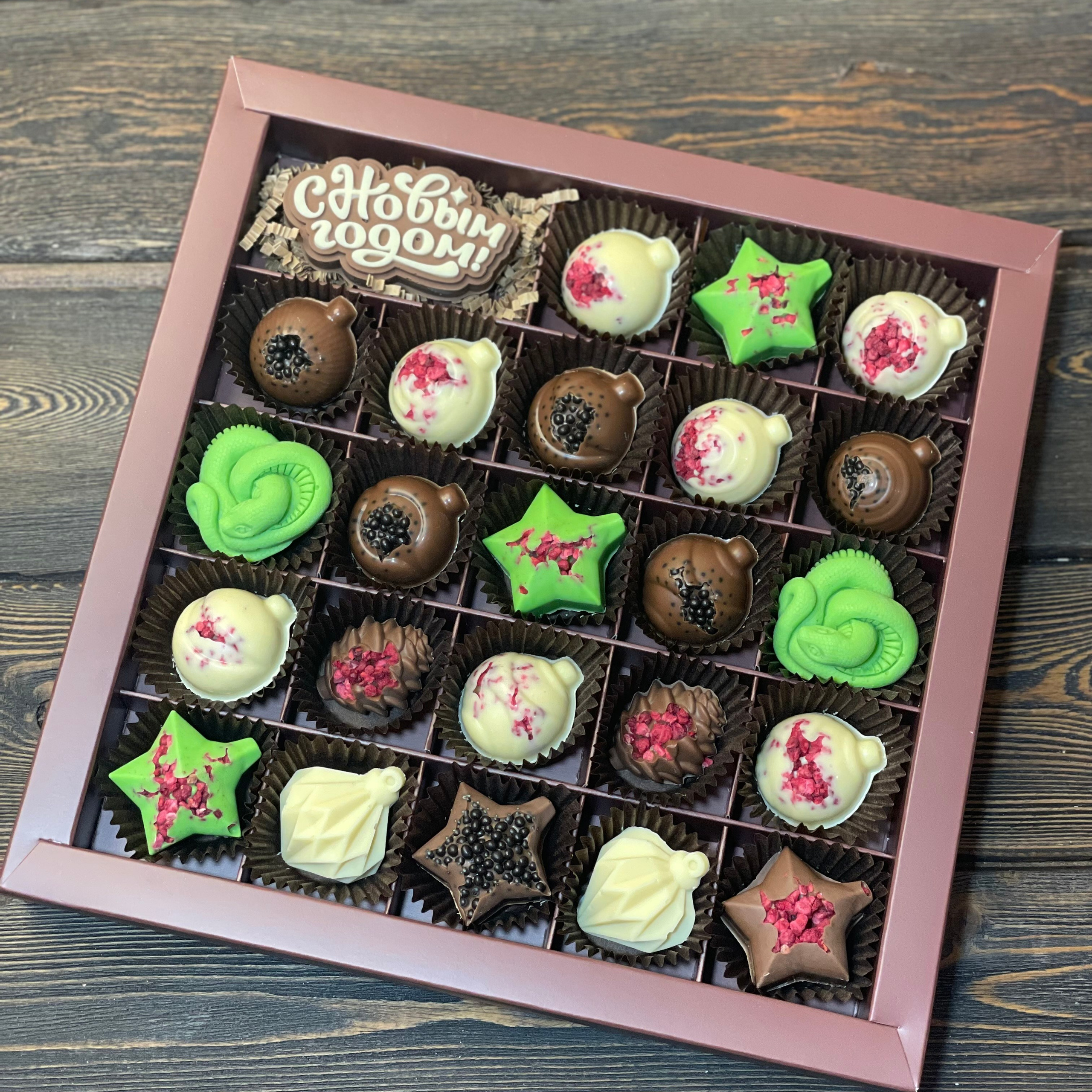 Шоколадный набор «С Новым годом». Клубника в шоколаде в Сургуте