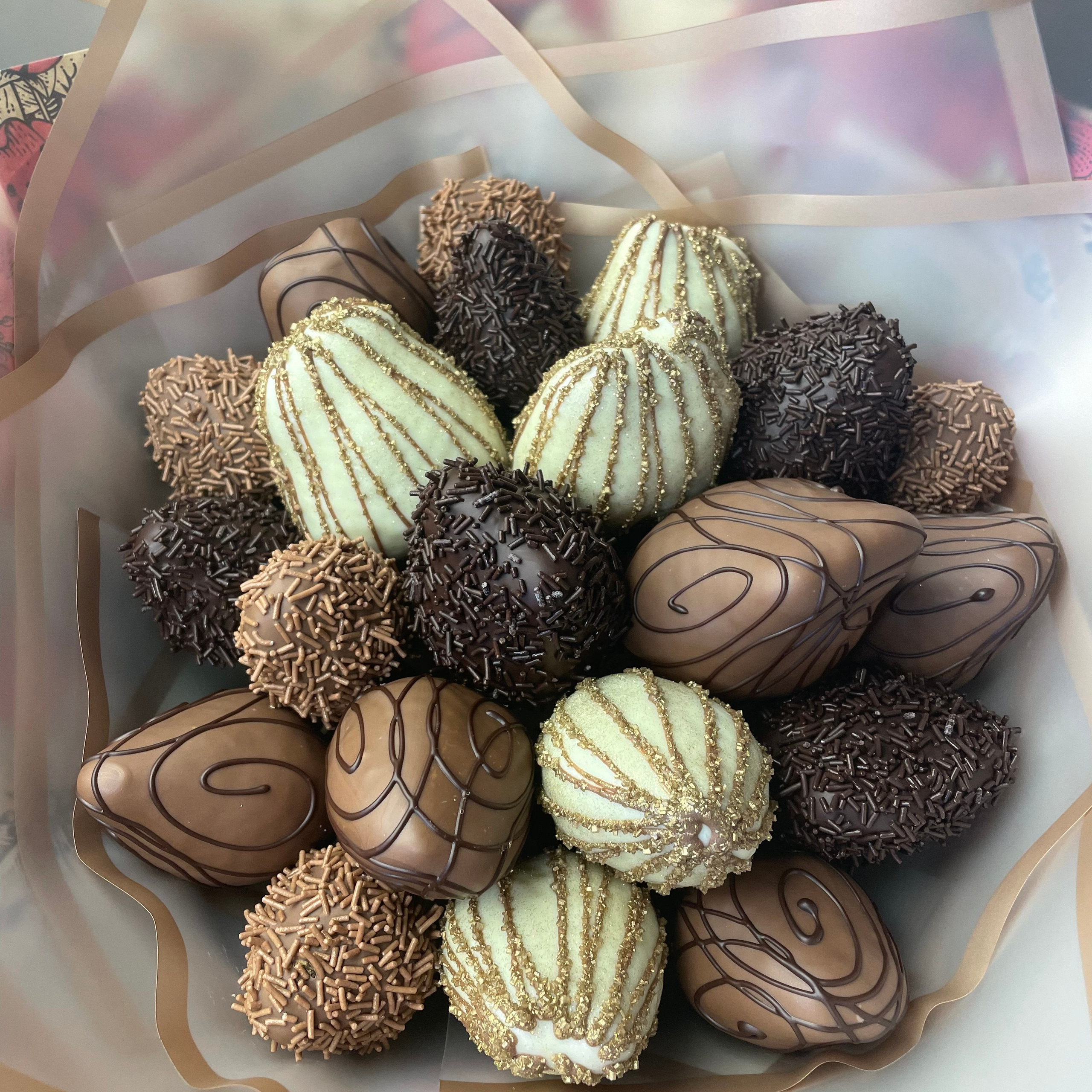 Букет из клубники в шоколаде «Лунный свет». Клубника в шоколаде в Сургуте